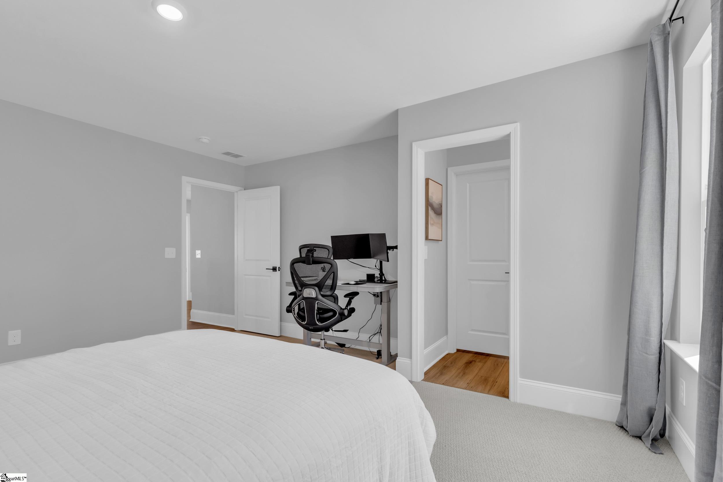 105 Fox den Court Easley, SC 29642