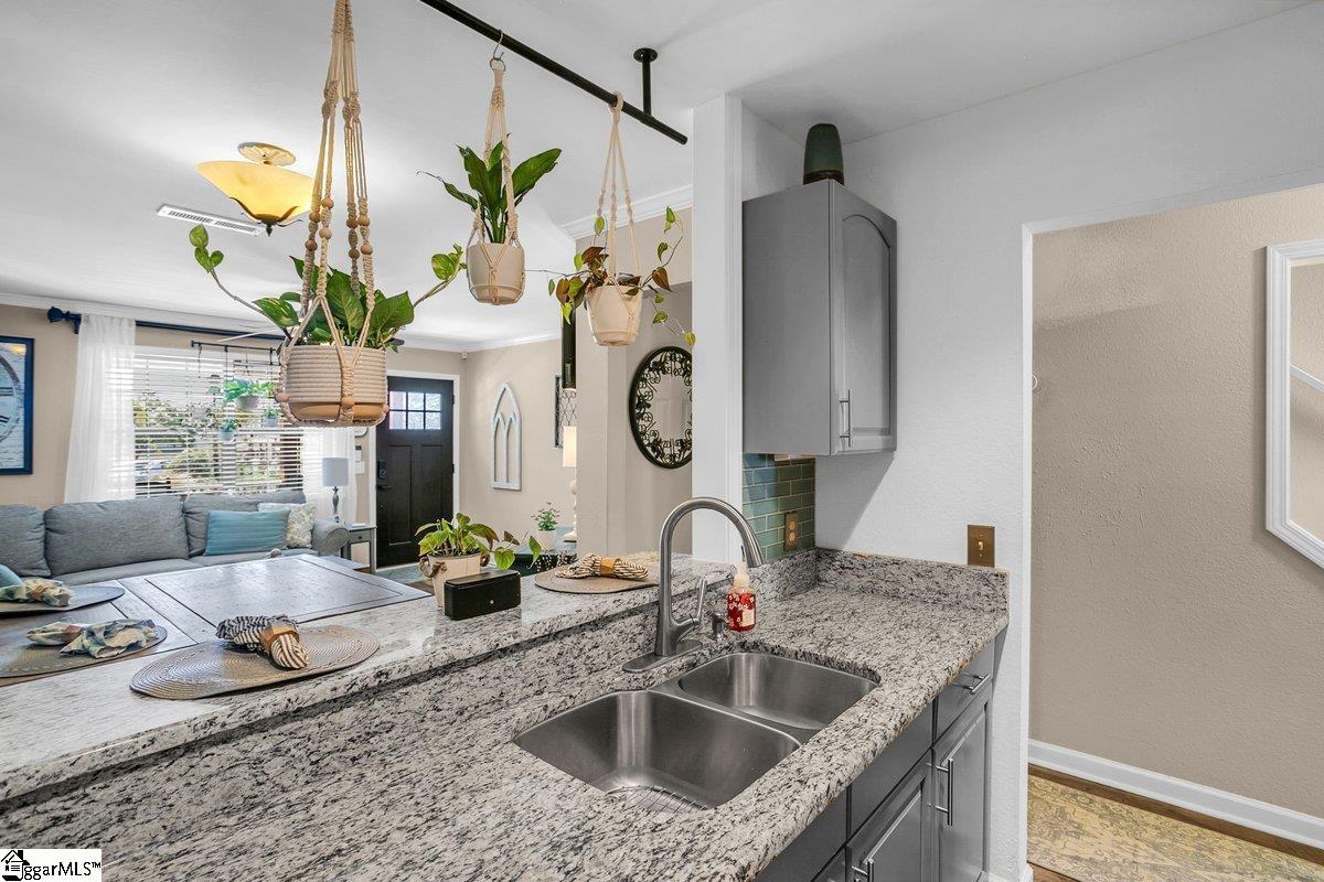 408 Townes Unit Street Greenville, SC 29601