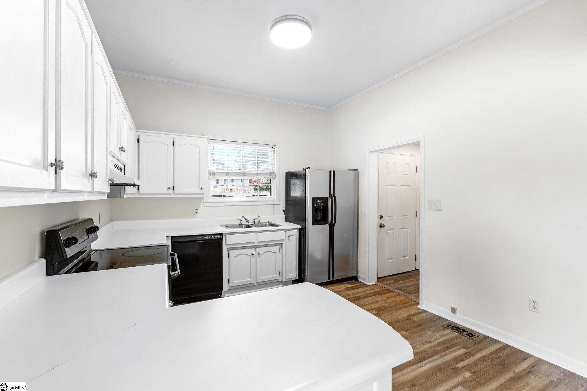 41 Allen Street Greenville, SC 29605