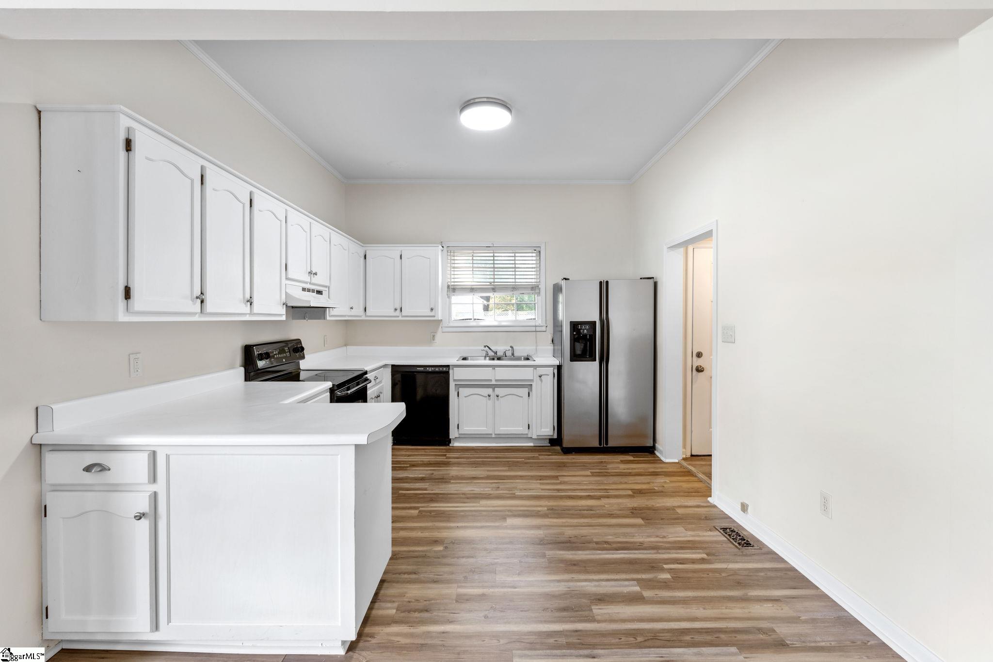 41 Allen Street Greenville, SC 29605