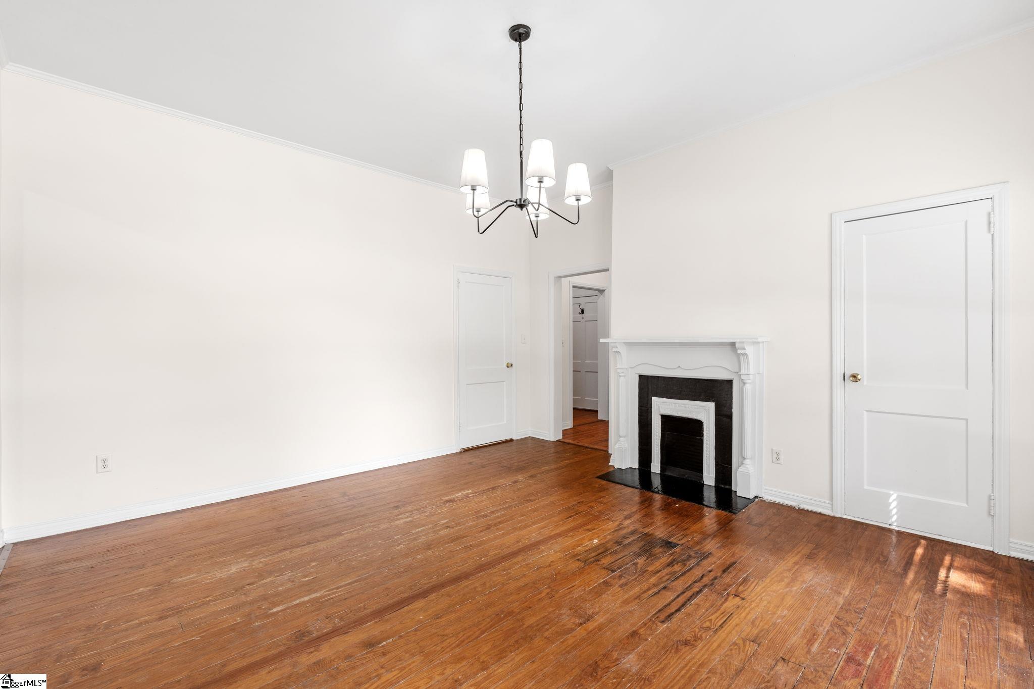 41 Allen Street Greenville, SC 29605