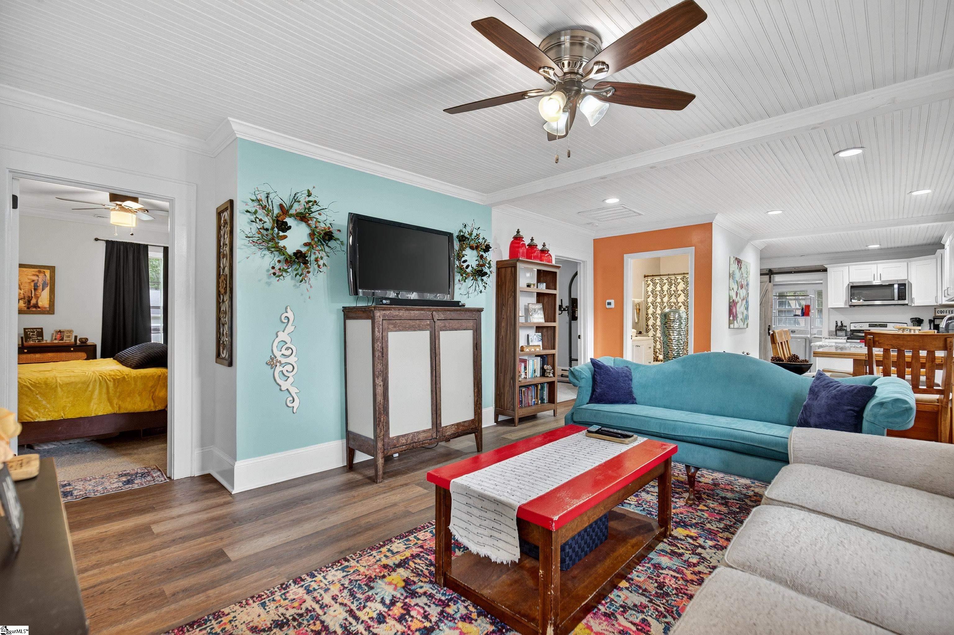 118 Buncombe Street Greer, SC 29650-2319