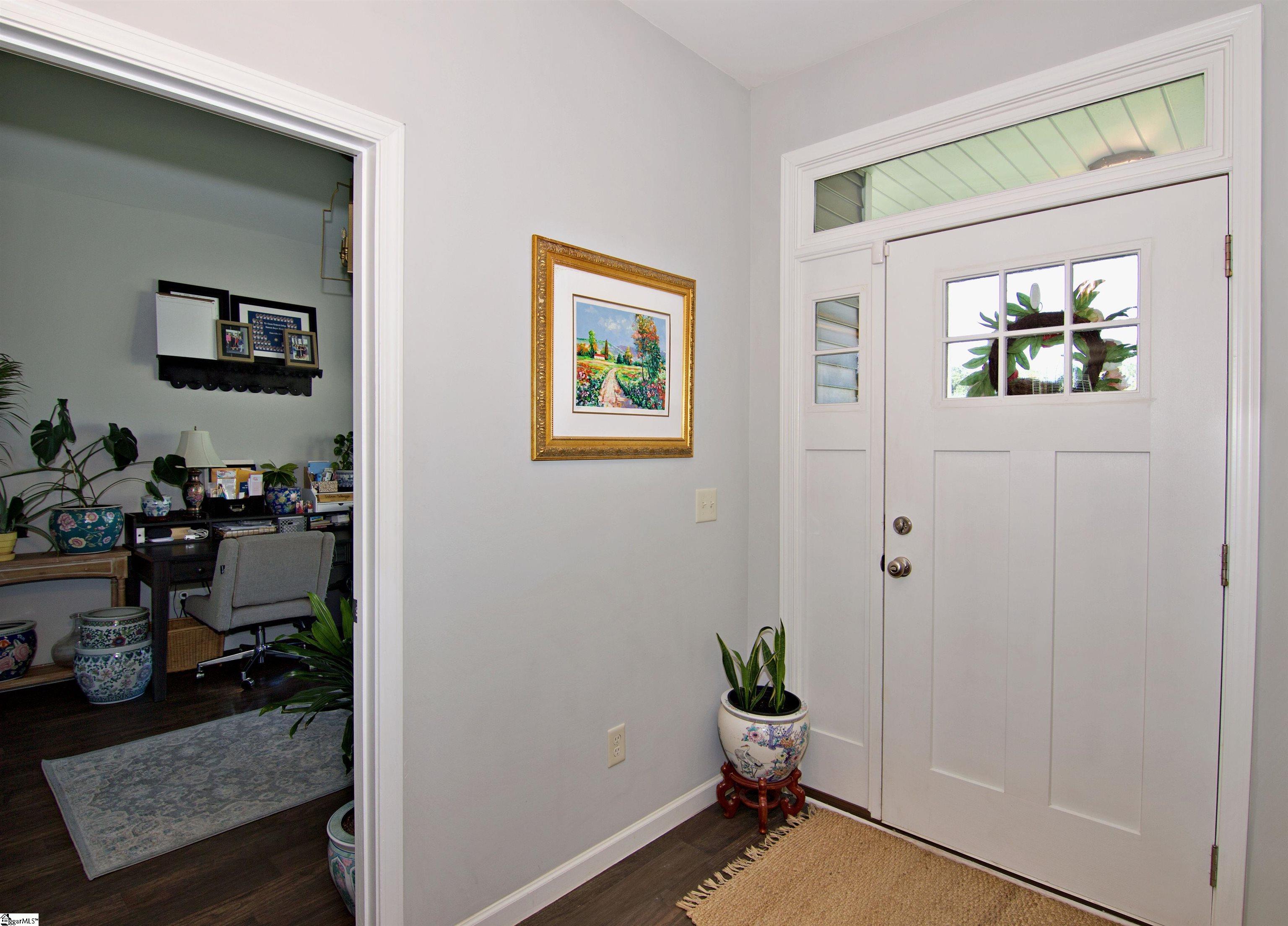 217 N Stonegate Drive Seneca, SC 29678
