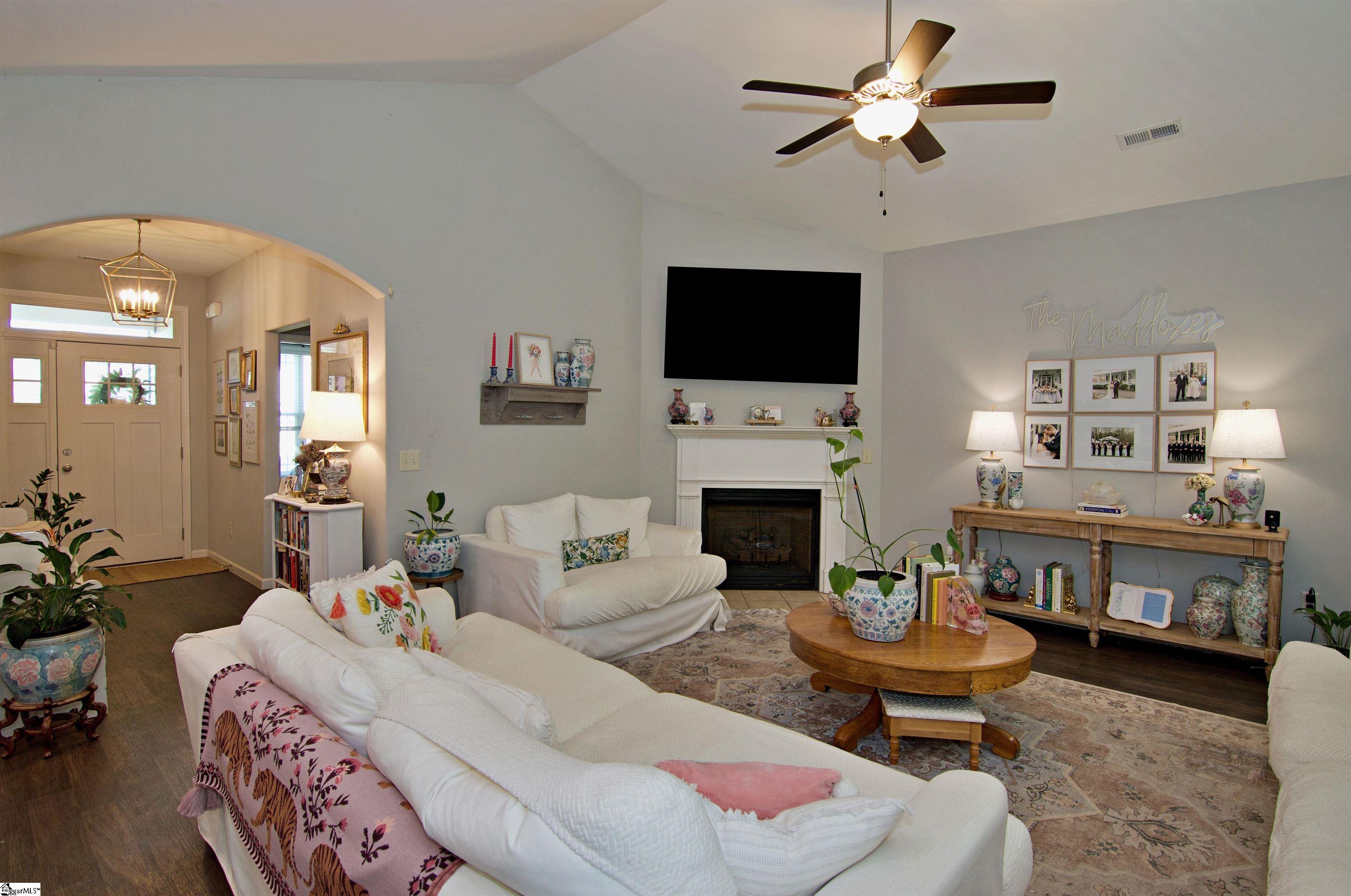 217 N Stonegate Drive Seneca, SC 29678