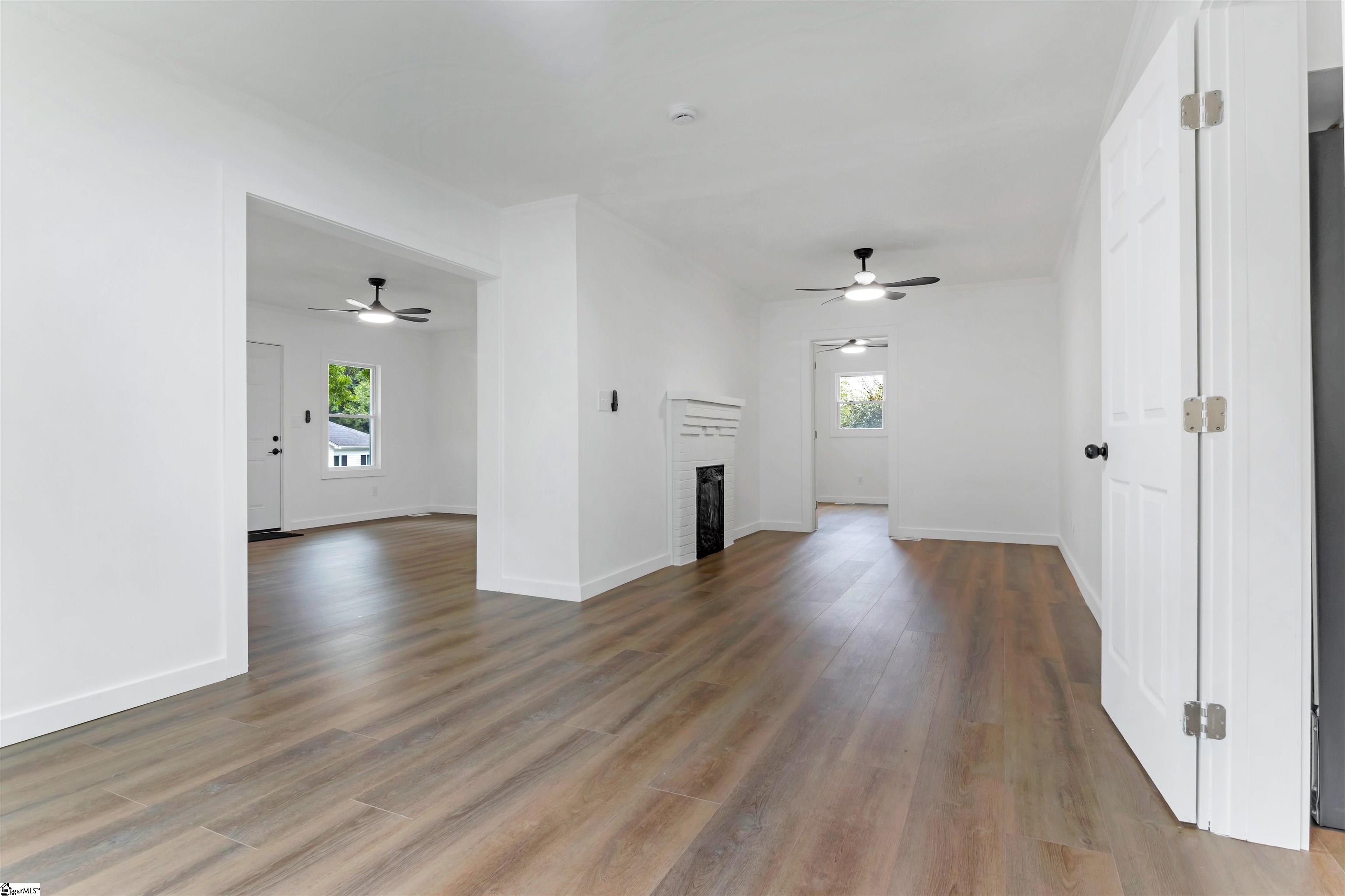 207 South Carolina Avenue Spartanburg, SC 29306