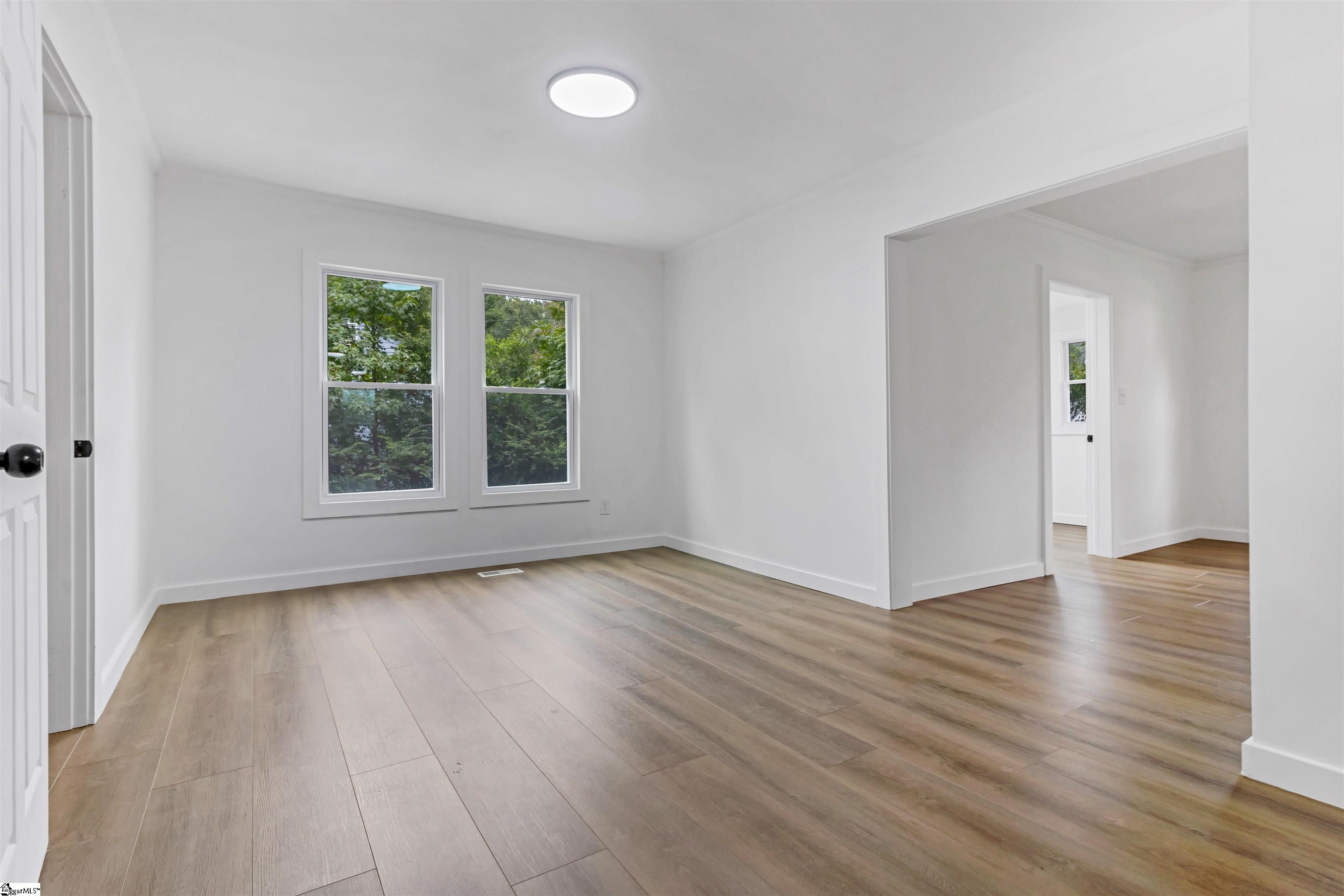 207 South Carolina Avenue Spartanburg, SC 29306