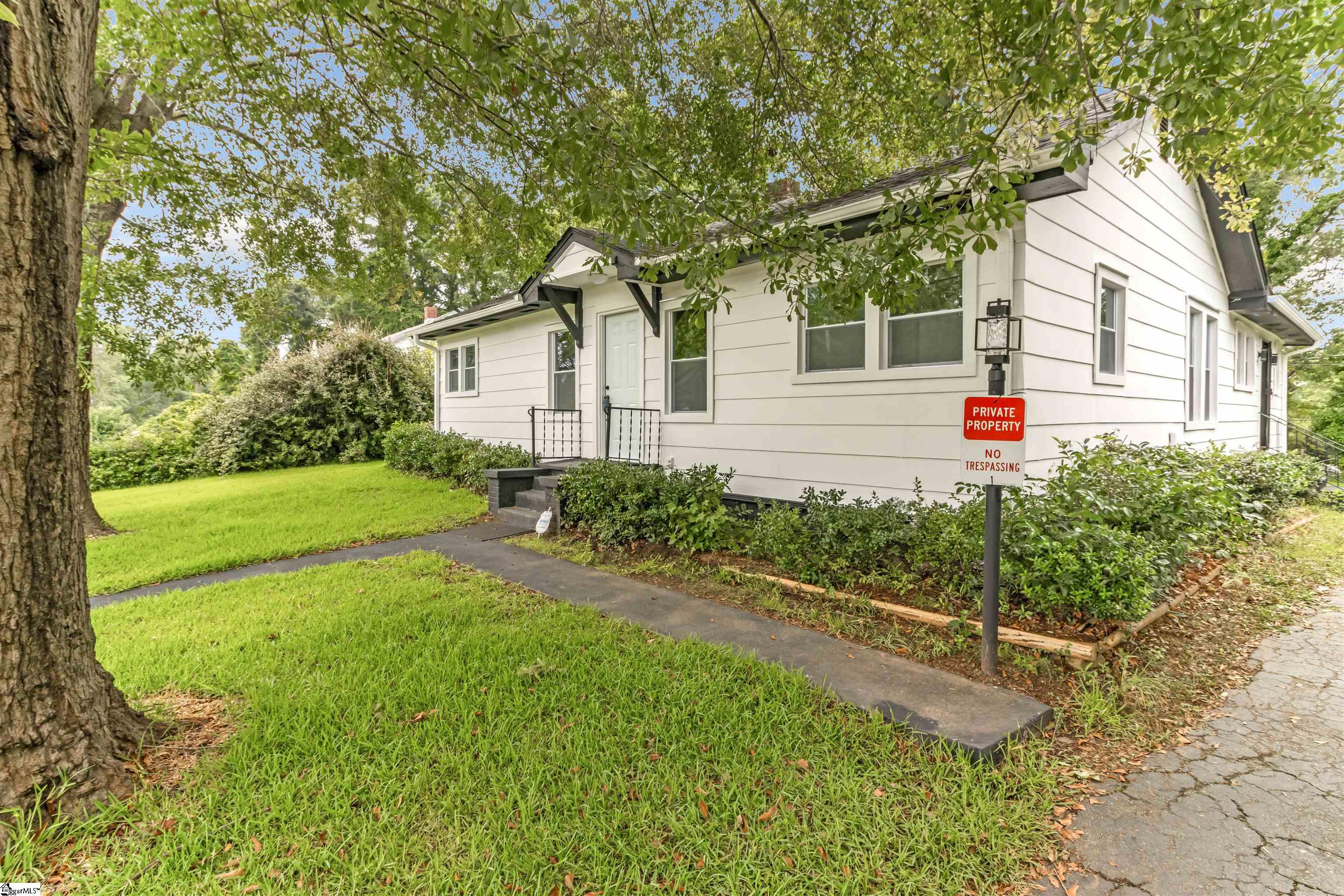 207 South Carolina Avenue Spartanburg, SC 29306