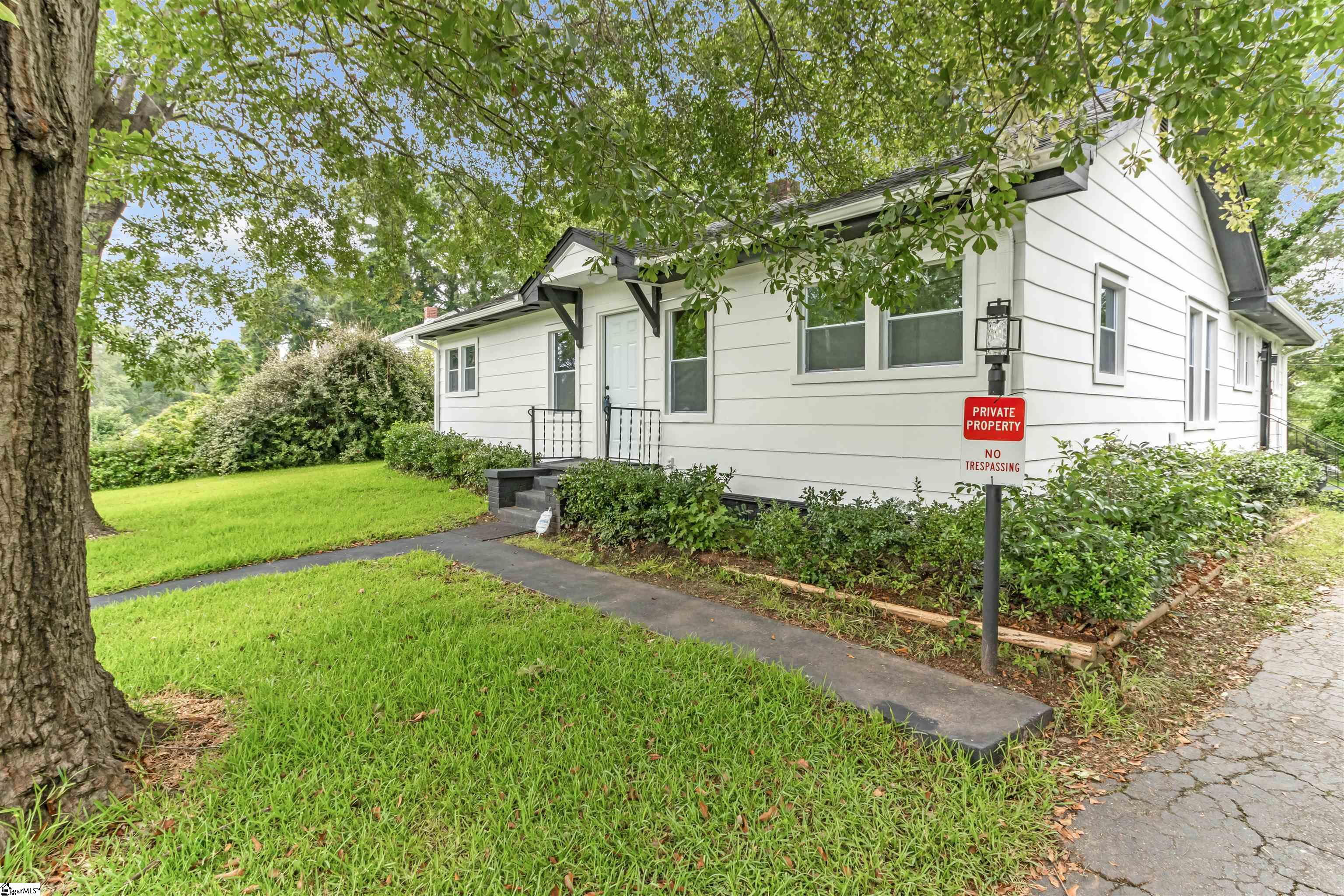 207 South Carolina Avenue Spartanburg, SC 29306