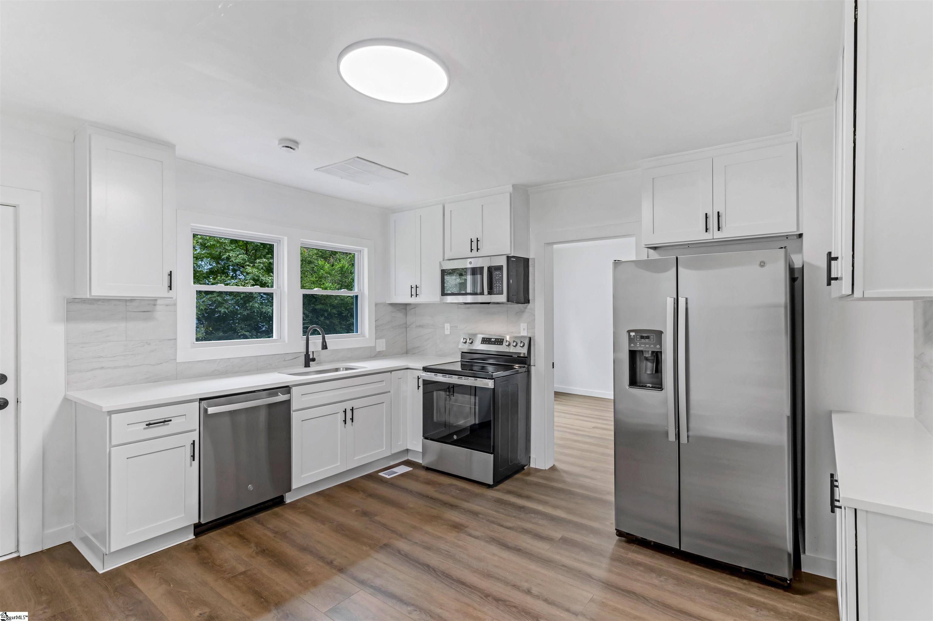 207 South Carolina Avenue Spartanburg, SC 29306