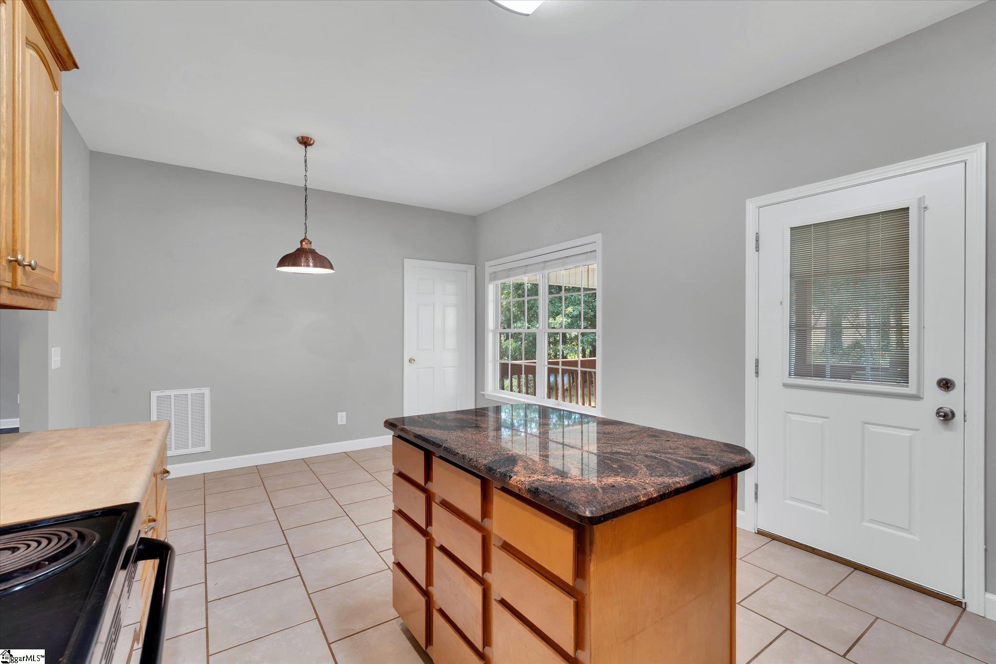 200 Cecil Drive Liberty, SC 29657