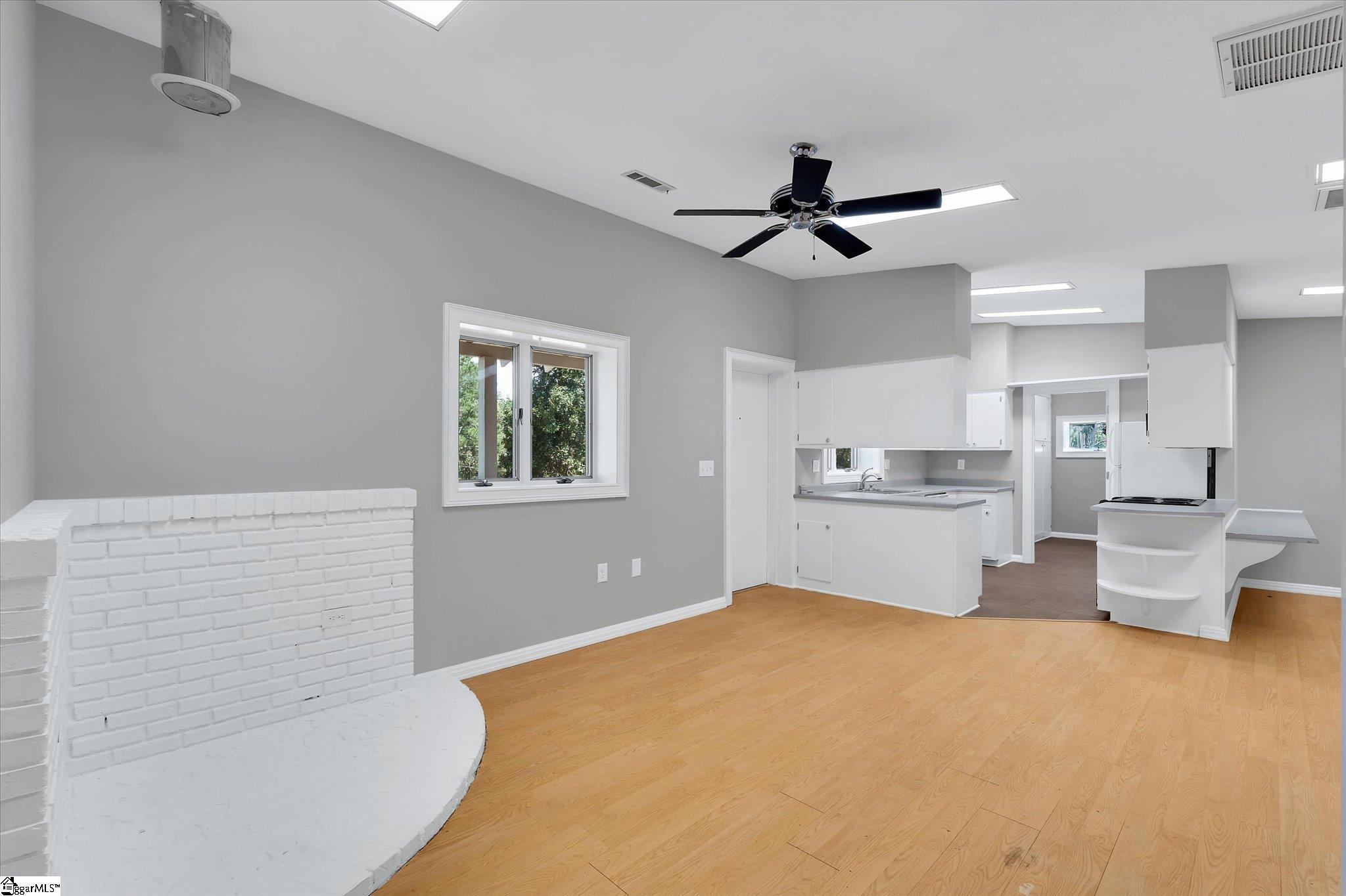 200 Cecil Drive Liberty, SC 29657