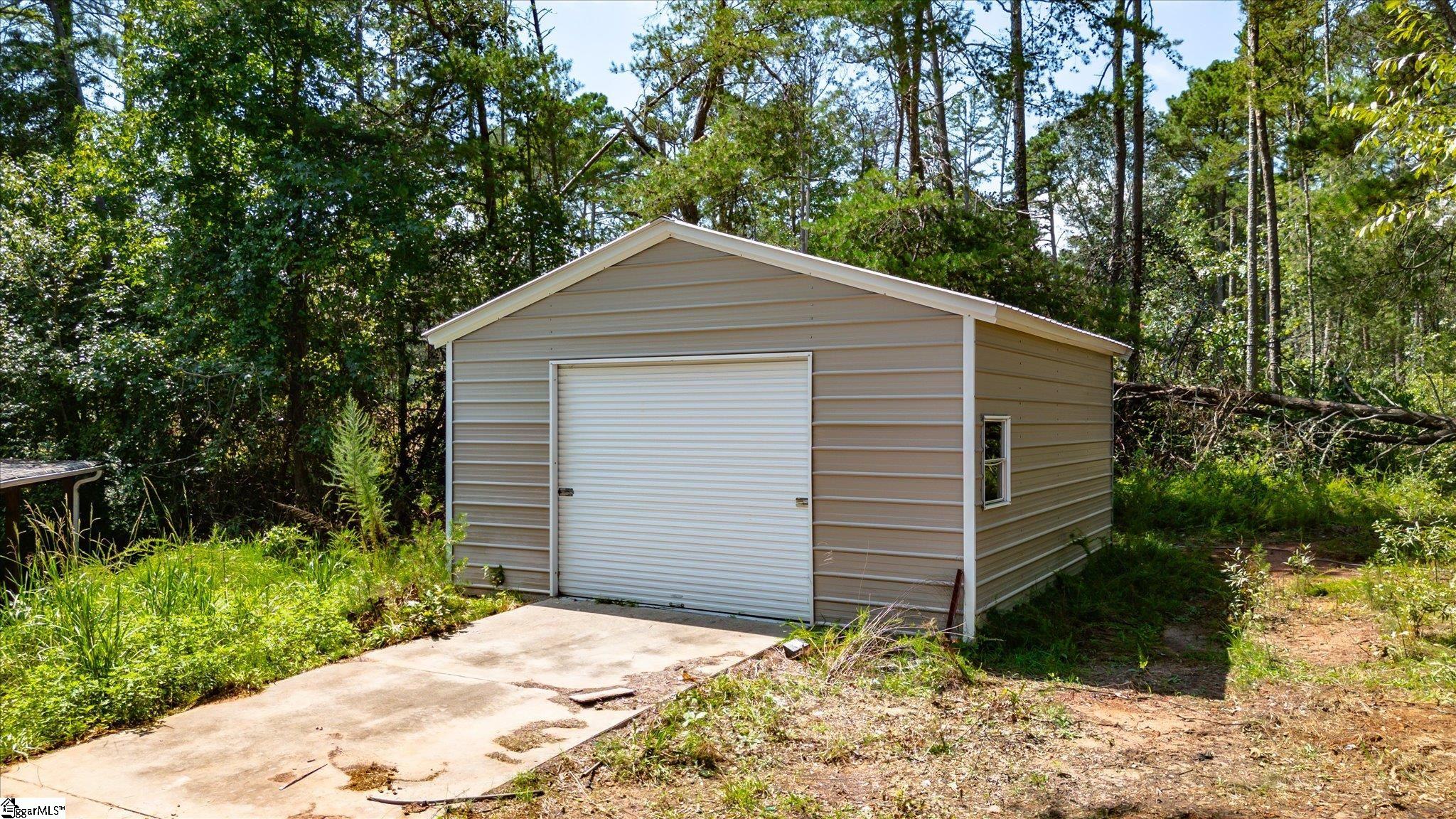 200 Cecil Drive Liberty, SC 29657