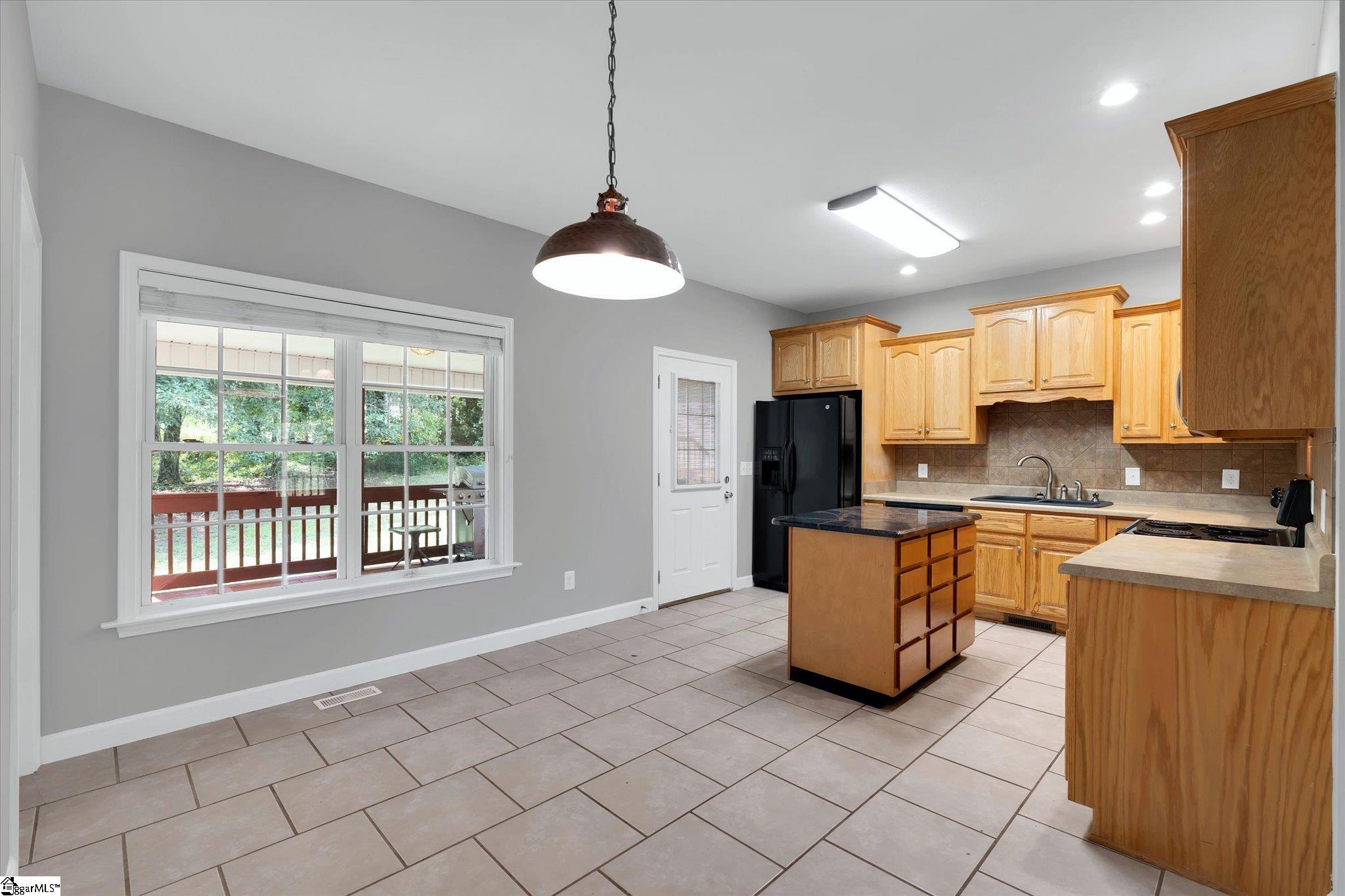 200 Cecil Drive Liberty, SC 29657