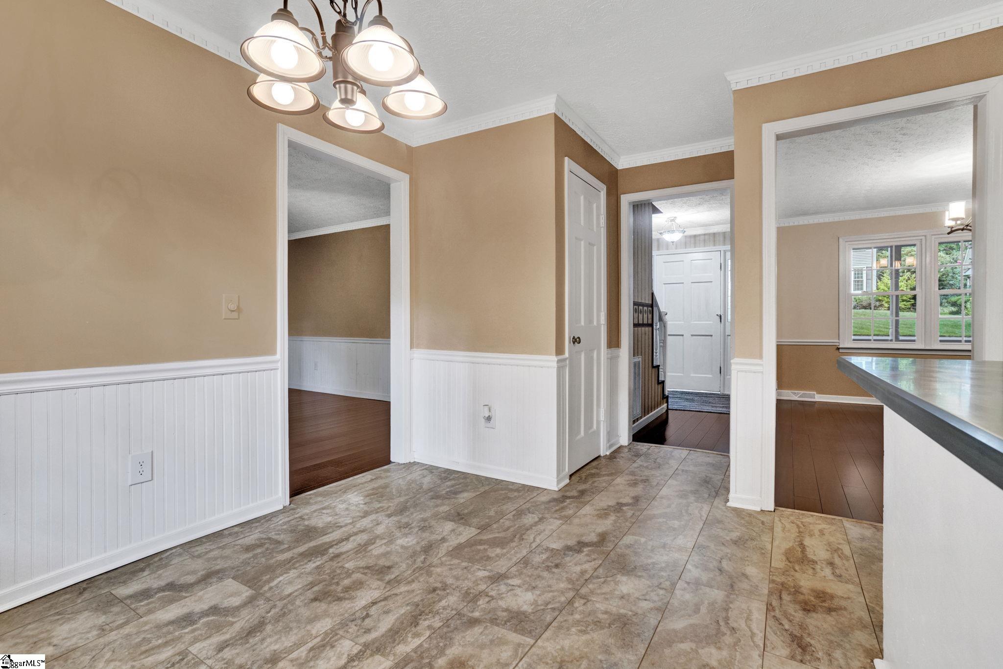 215 E Shefford Street Greer, SC 29650