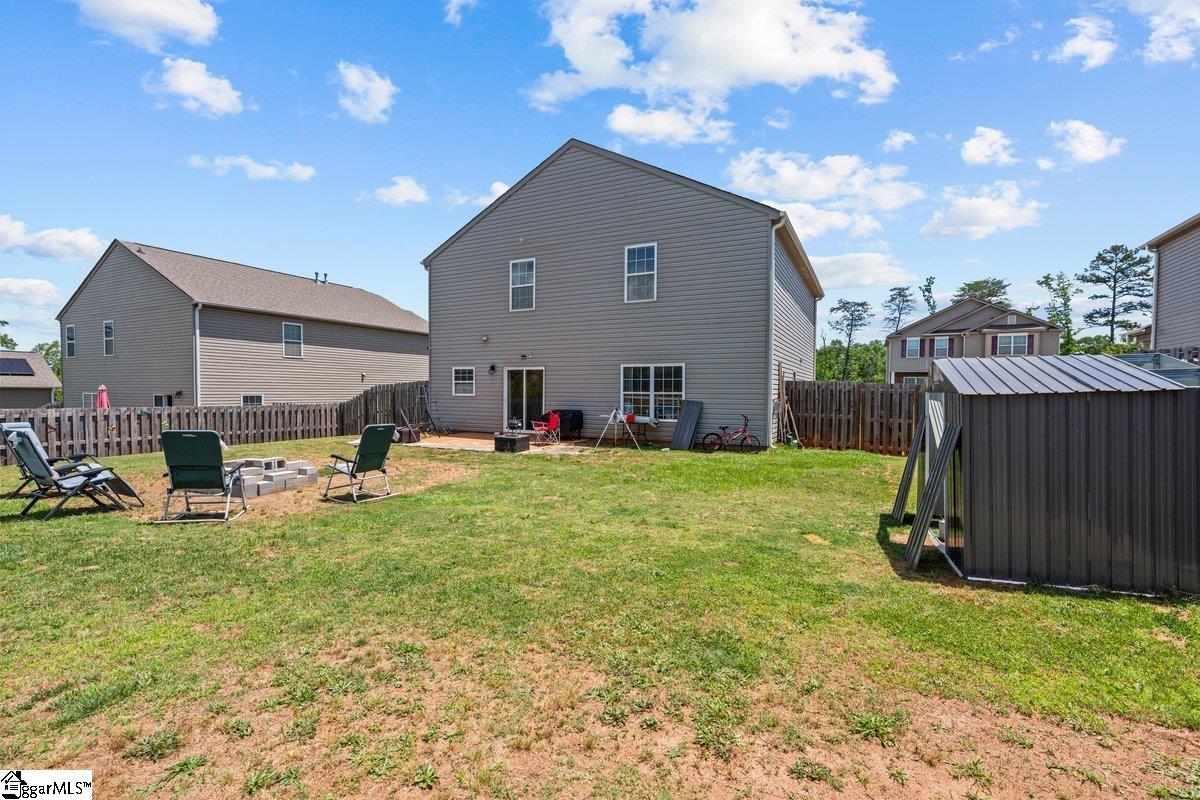559 Falls Cottage Run Boiling Springs, SC 29316