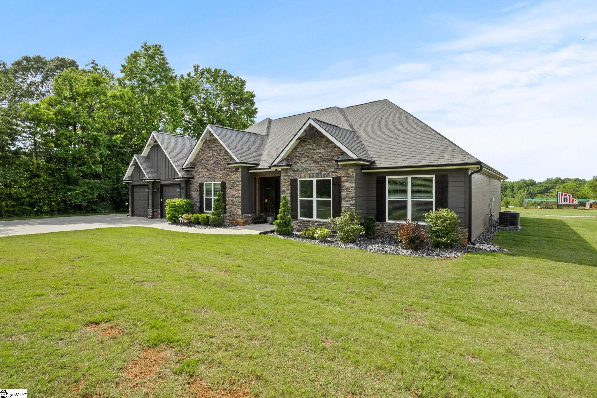 851 Milford Church Road Taylors, SC 29687