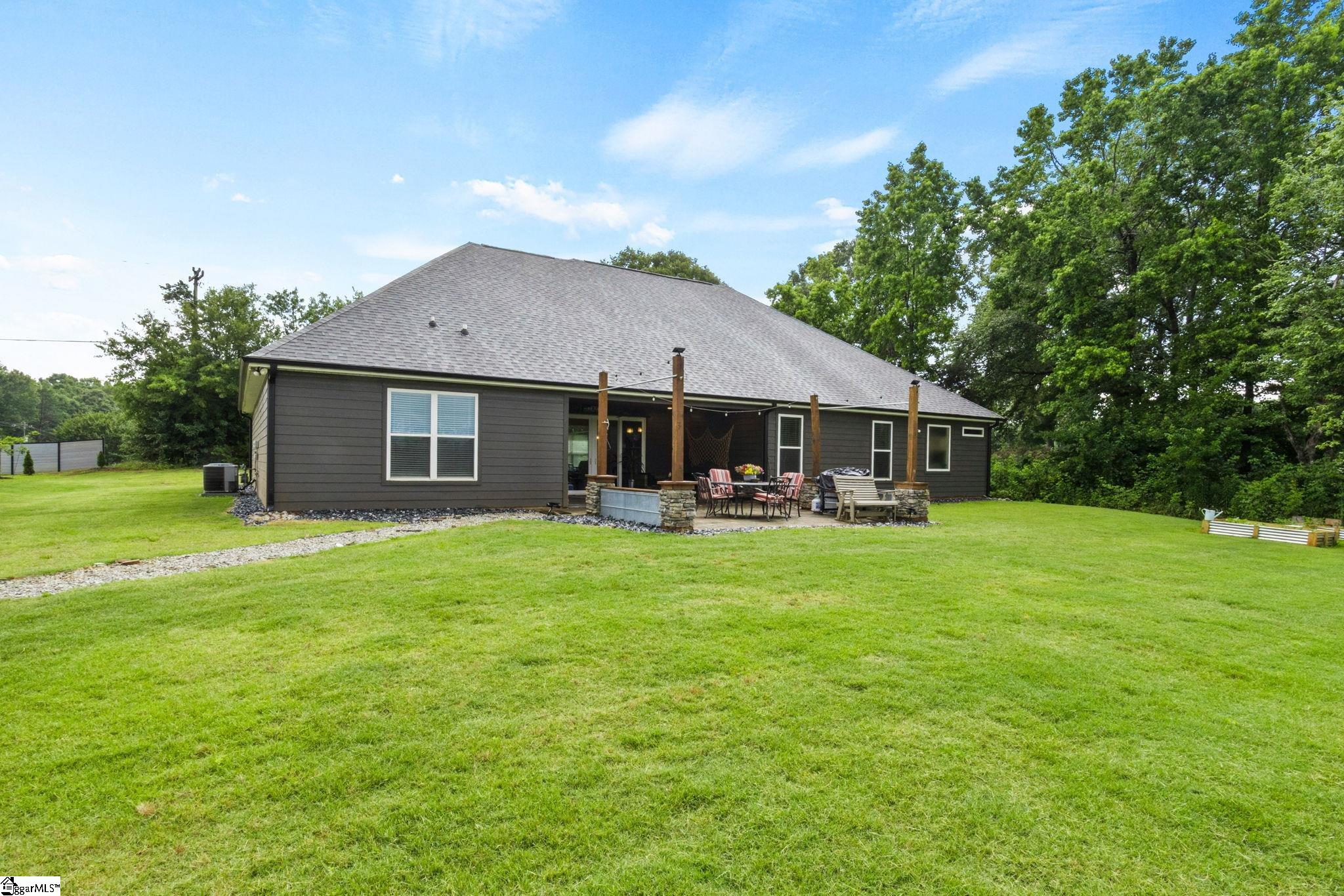 851 Milford Church Road Taylors, SC 29687