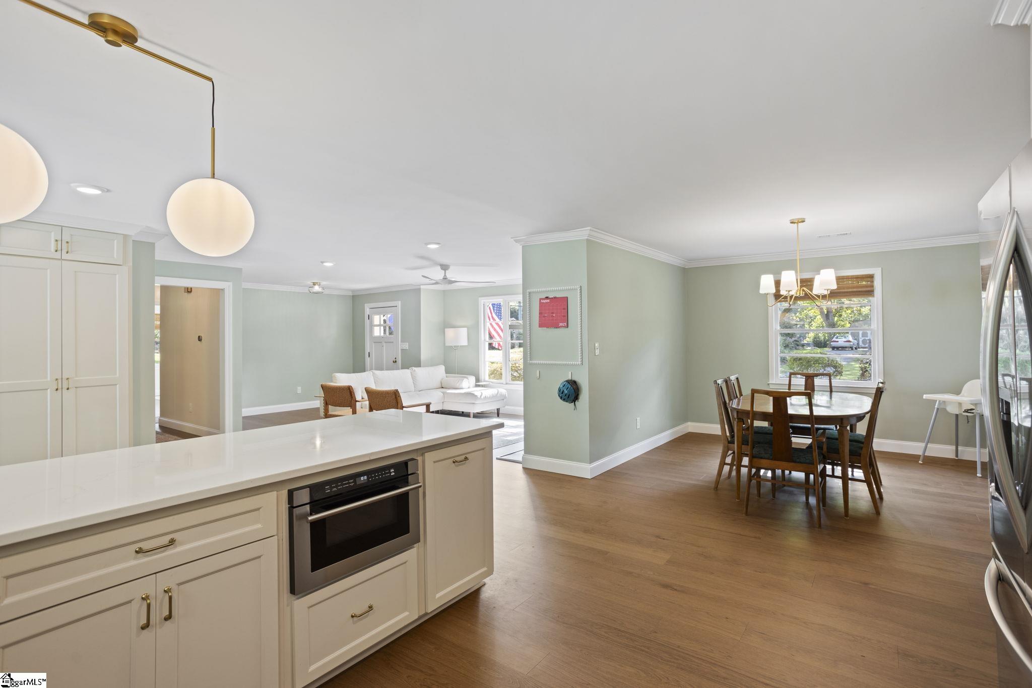111 Greenbriar Road Spartanburg, SC 29302