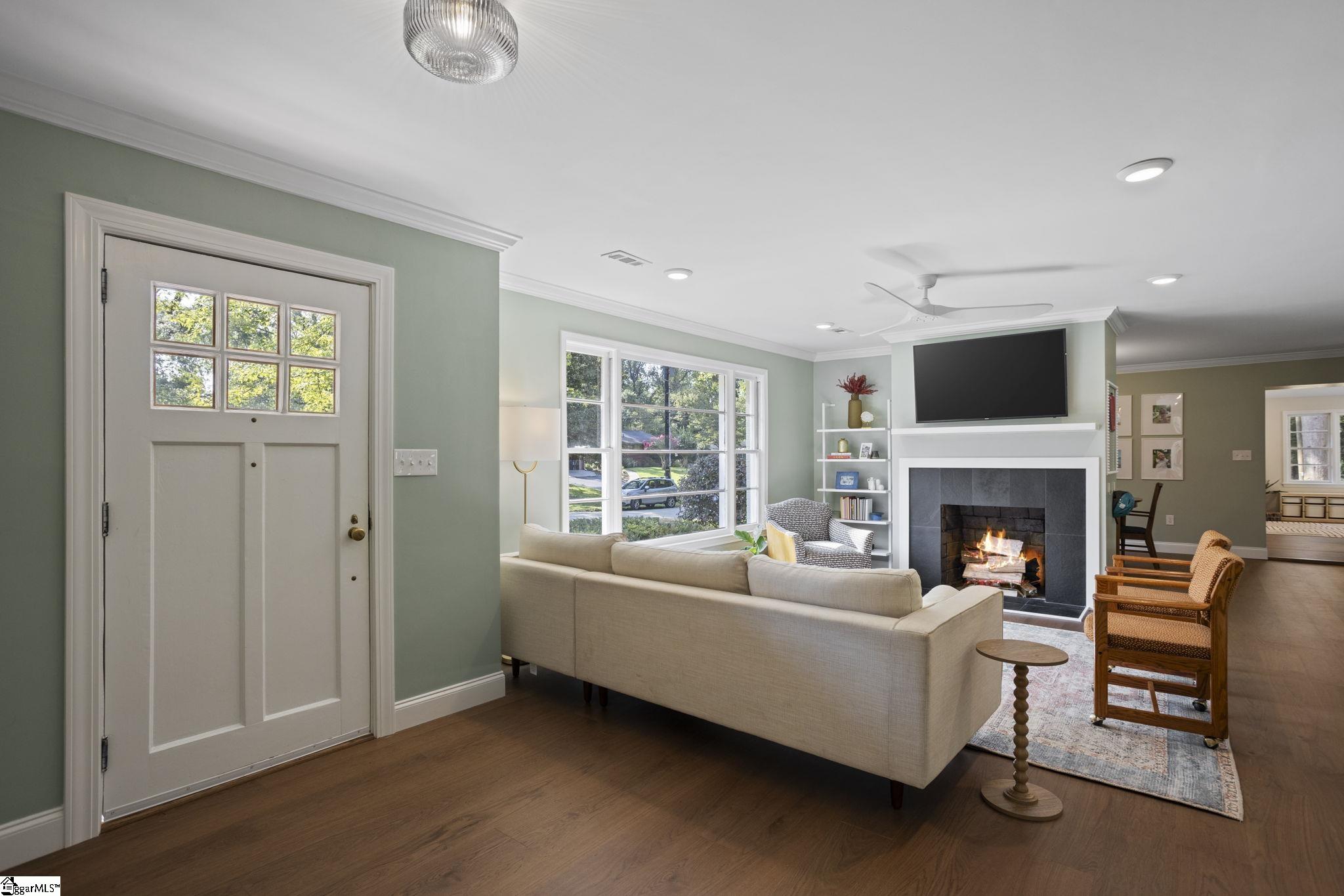 111 Greenbriar Road Spartanburg, SC 29302