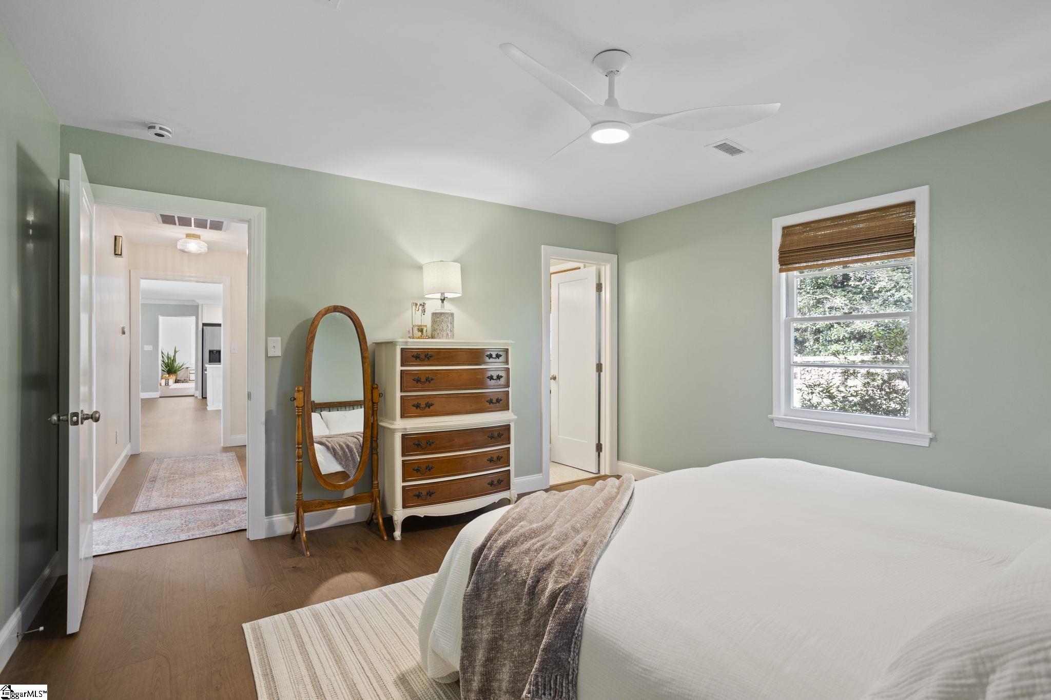 111 Greenbriar Road Spartanburg, SC 29302