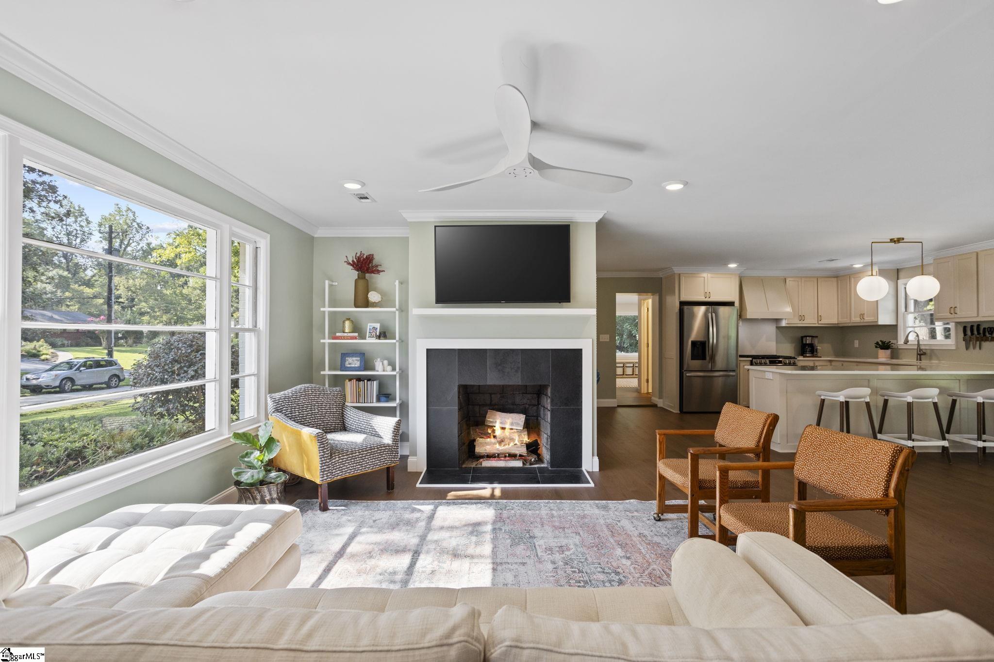 111 Greenbriar Road Spartanburg, SC 29302