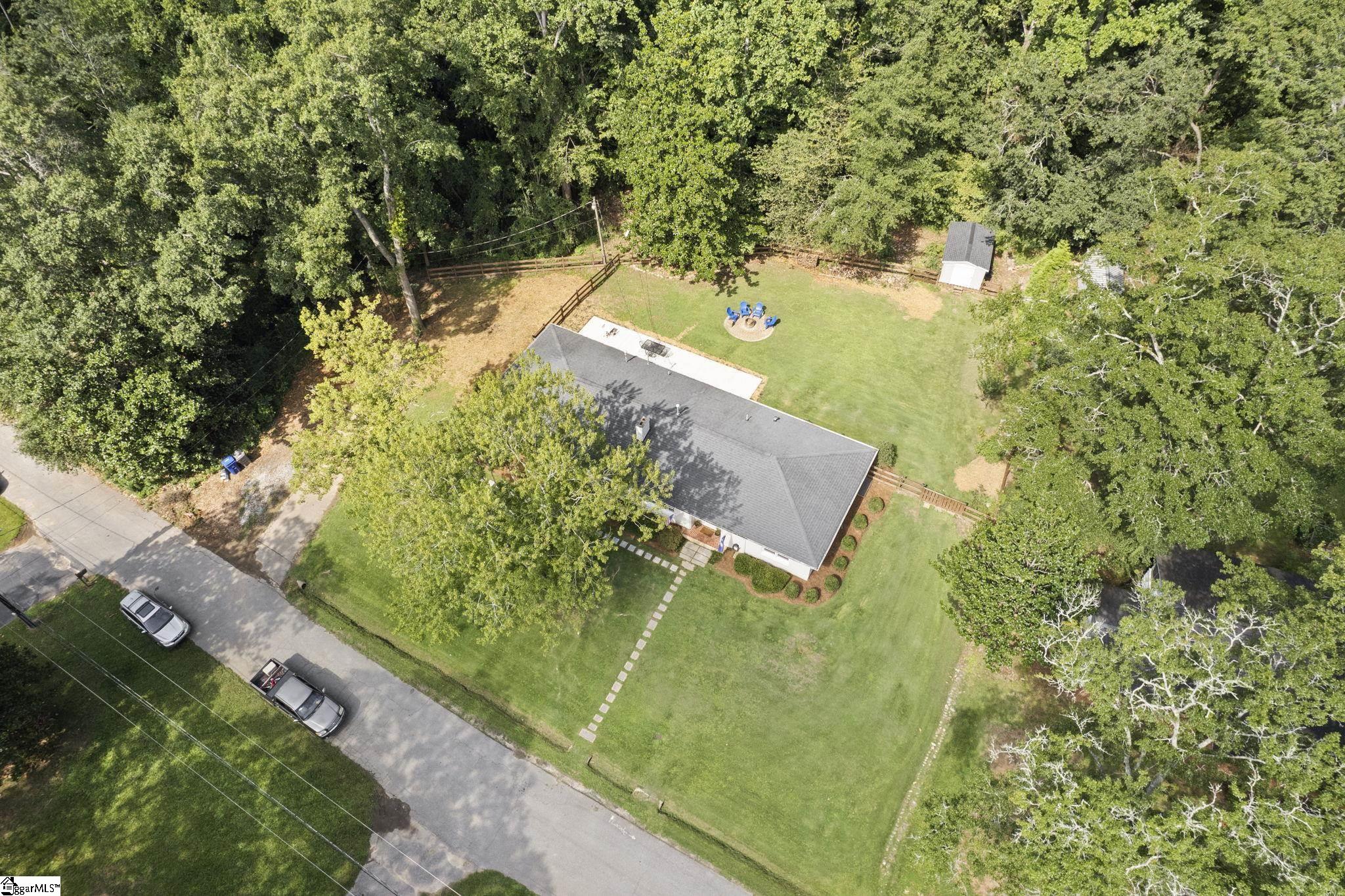 111 Greenbriar Road Spartanburg, SC 29302