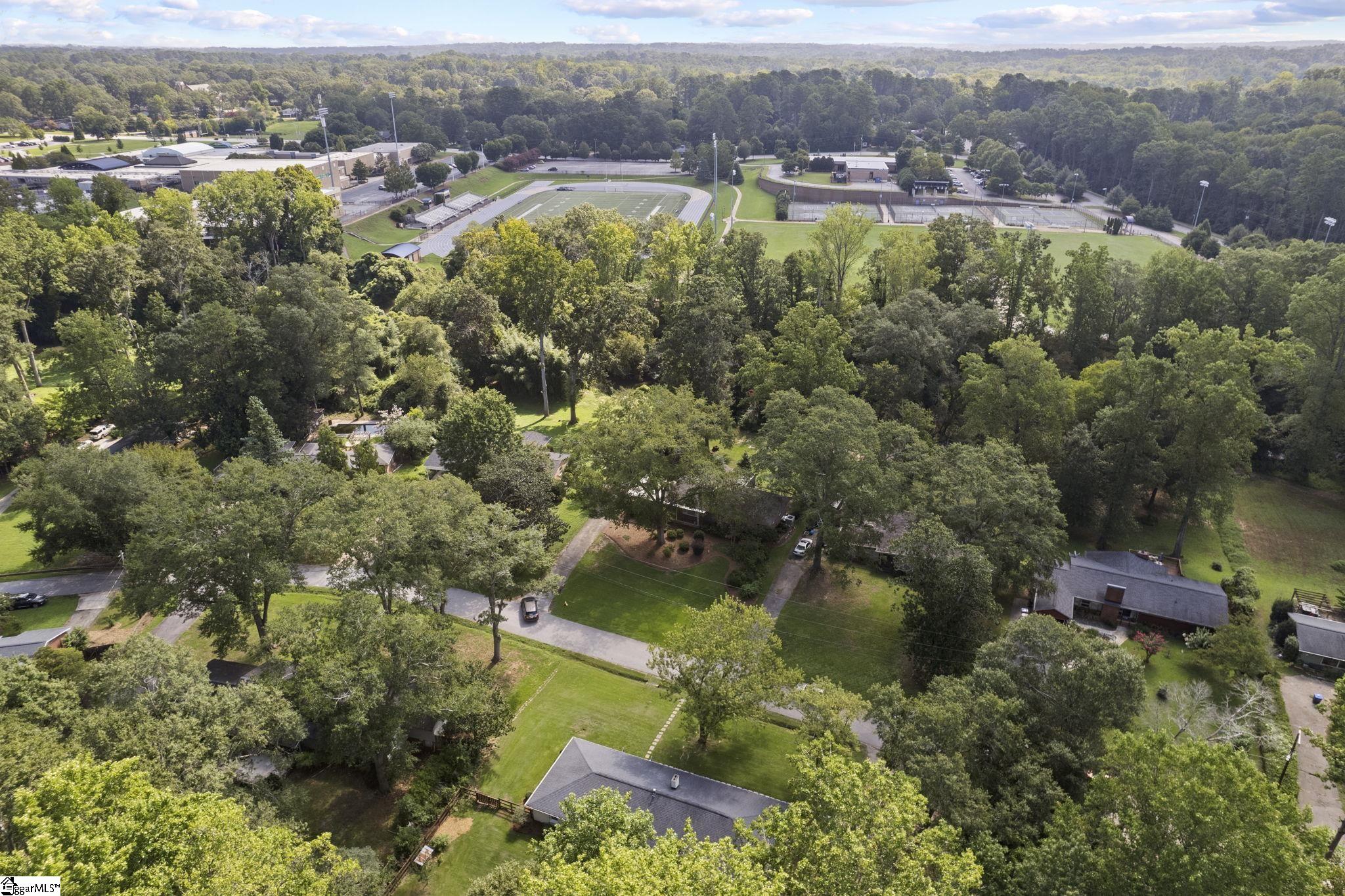 111 Greenbriar Road Spartanburg, SC 29302