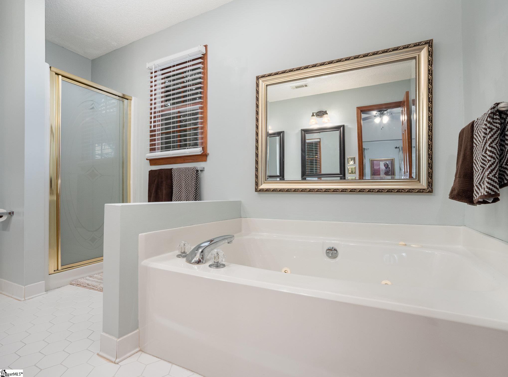 102 Hudders Creek Way Simpsonville, SC 29680