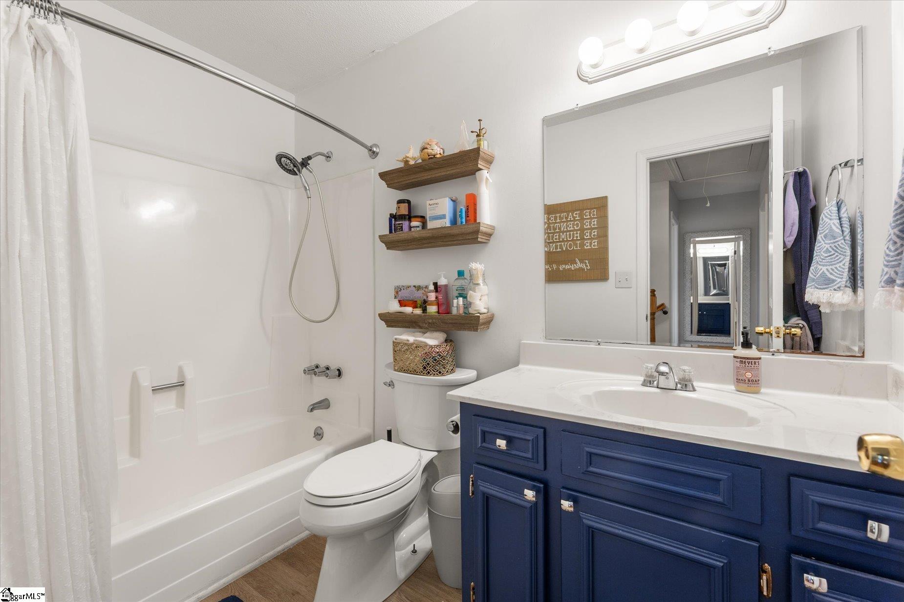 106 Creekwood Court Greenville, SC 29607