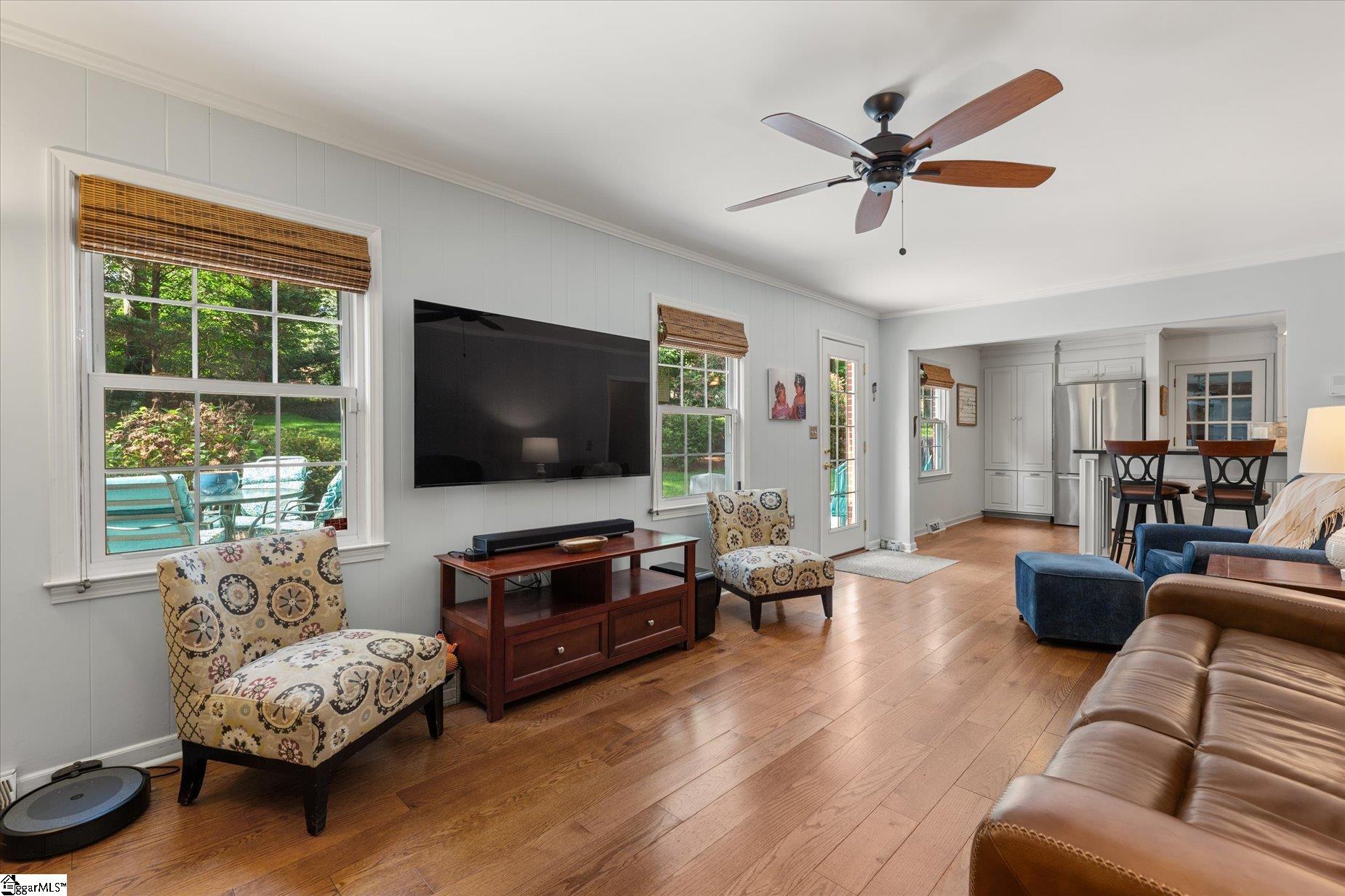 106 Creekwood Court Greenville, SC 29607