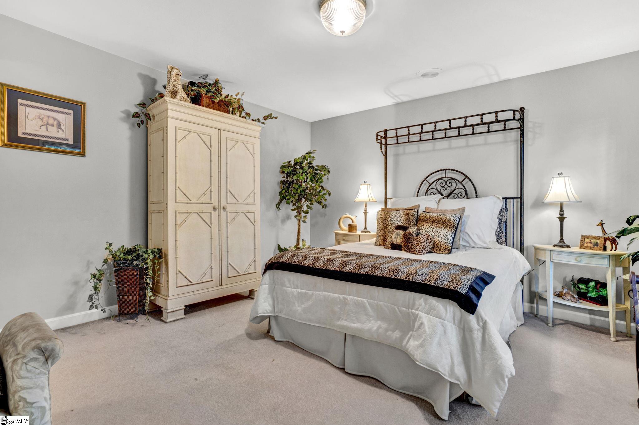 101 Sleepy Hollow Lane Spartanburg, SC 29307