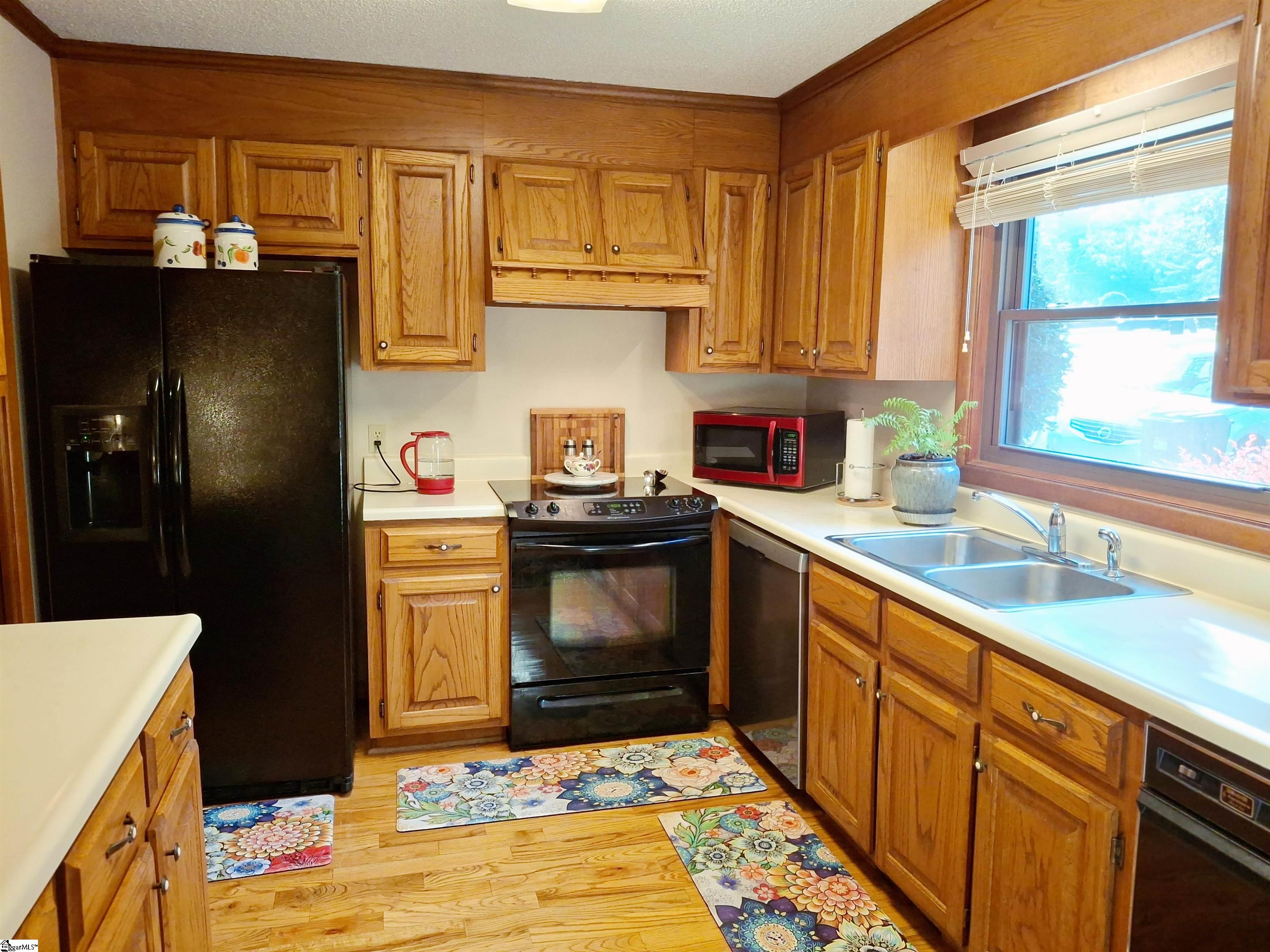 4 Creekside Way Greenville, SC 29609
