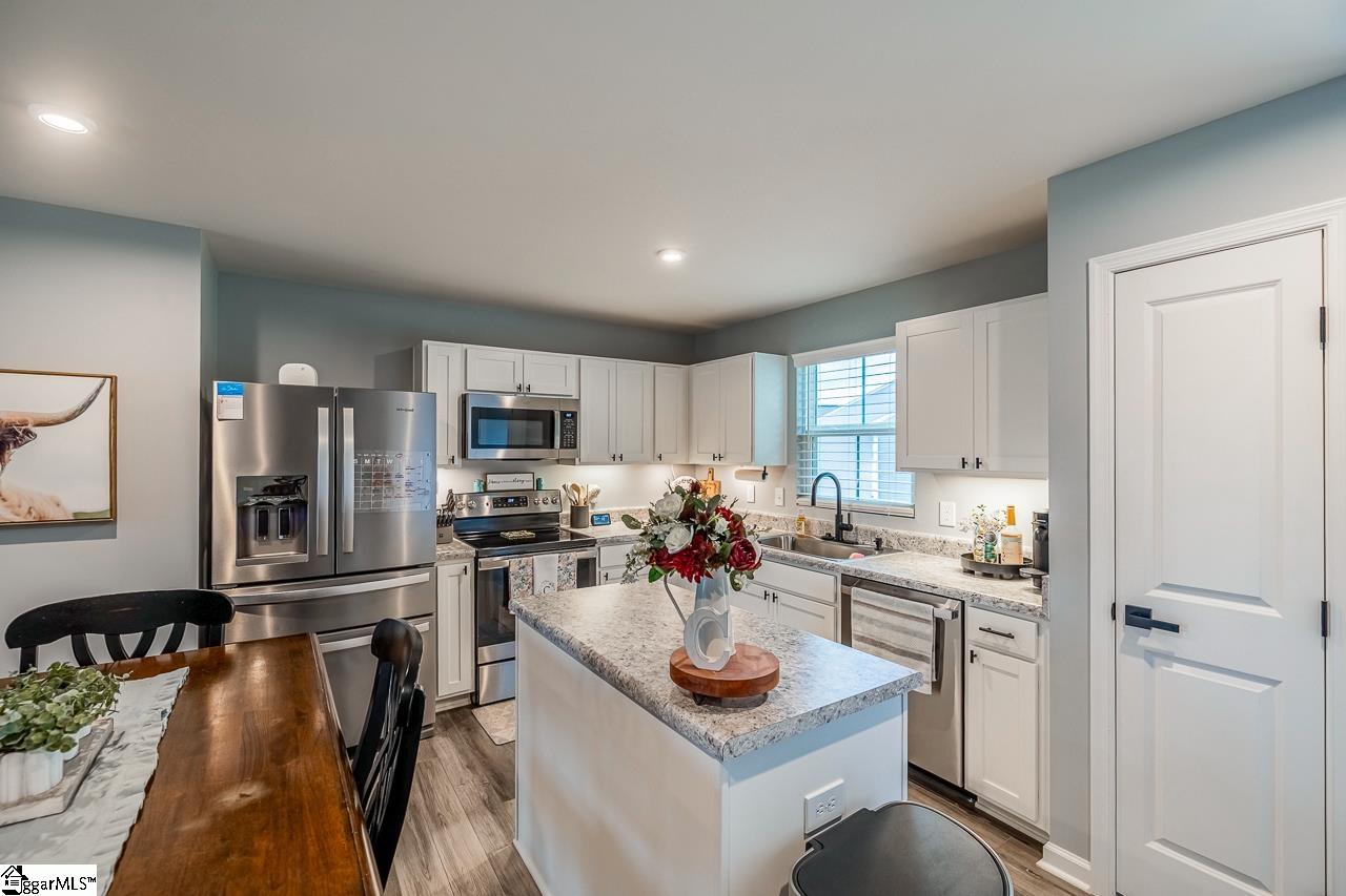 301 Wyngate Court Piedmont, SC 29673