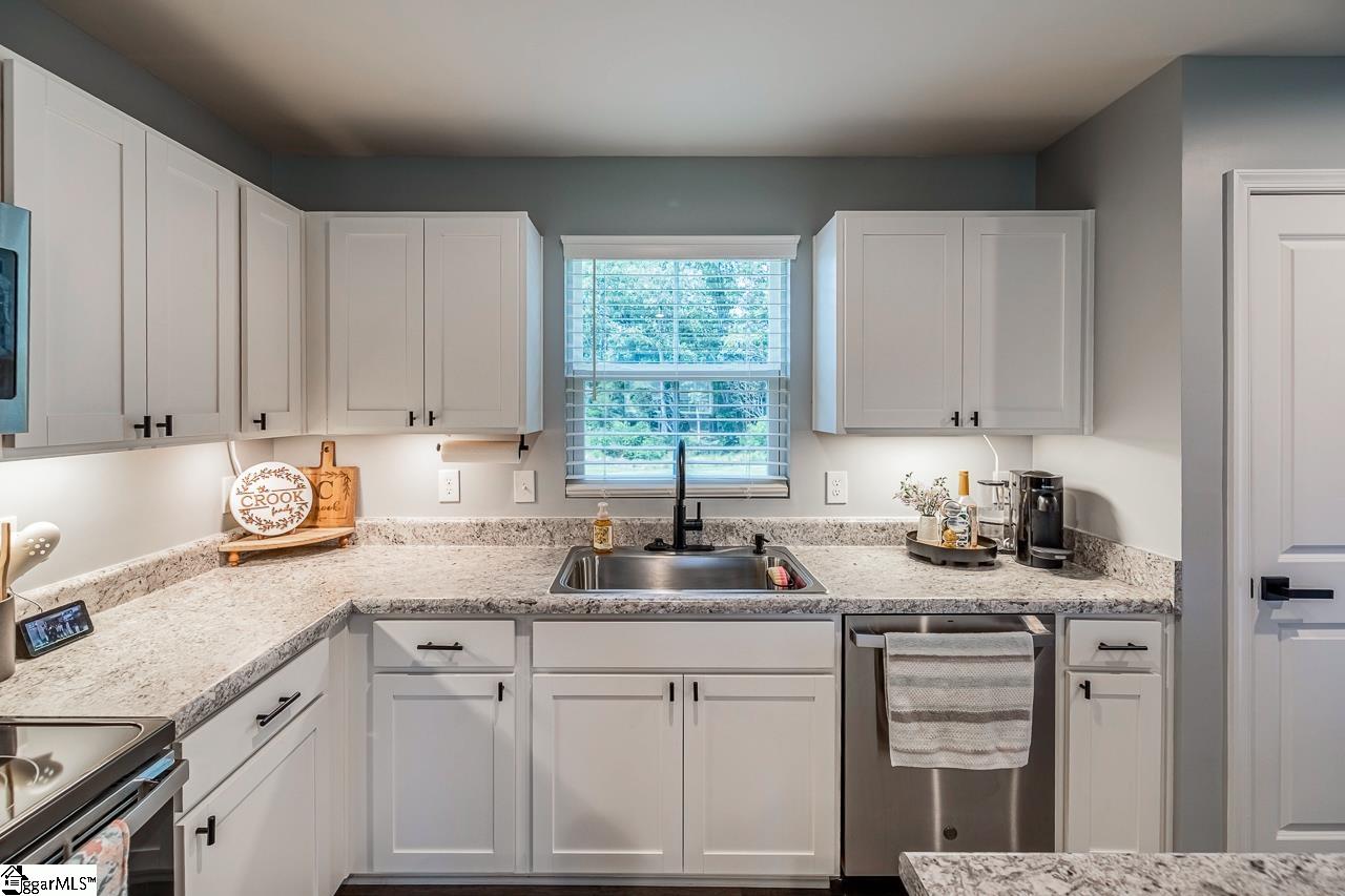 301 Wyngate Court Piedmont, SC 29673