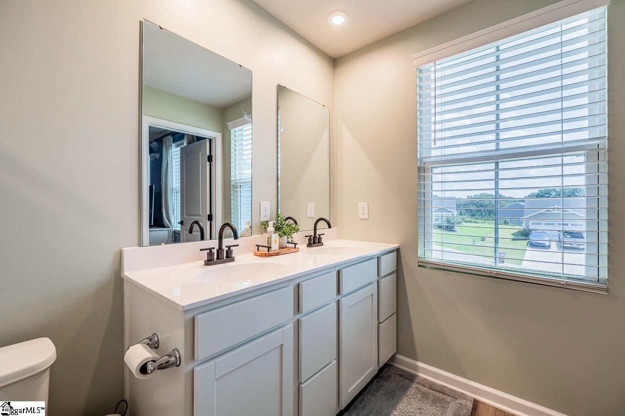 301 Wyngate Court Piedmont, SC 29673