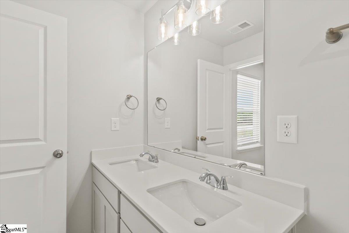 136 Randwick Lane Greer, SC 29651