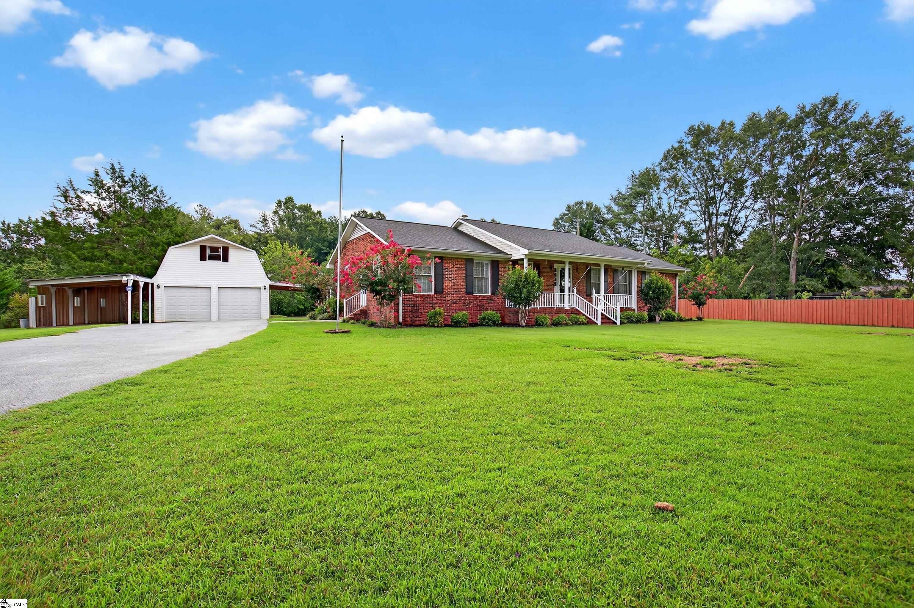 1621 W Georgia Road Woodruff, SC 29388