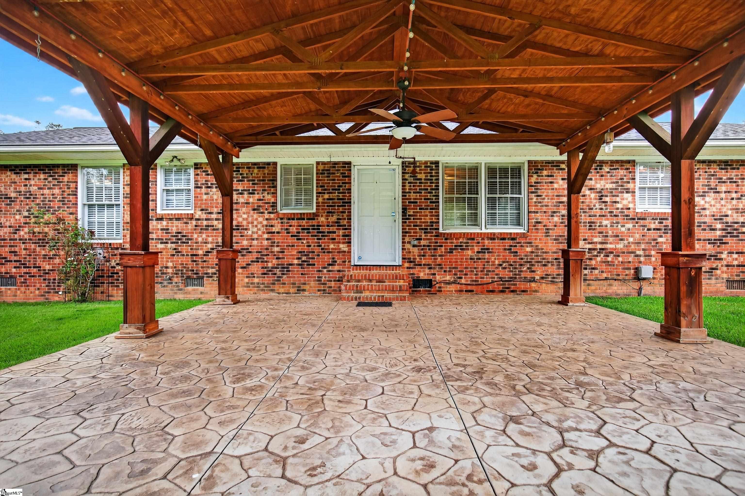 1621 W Georgia Road Woodruff, SC 29388