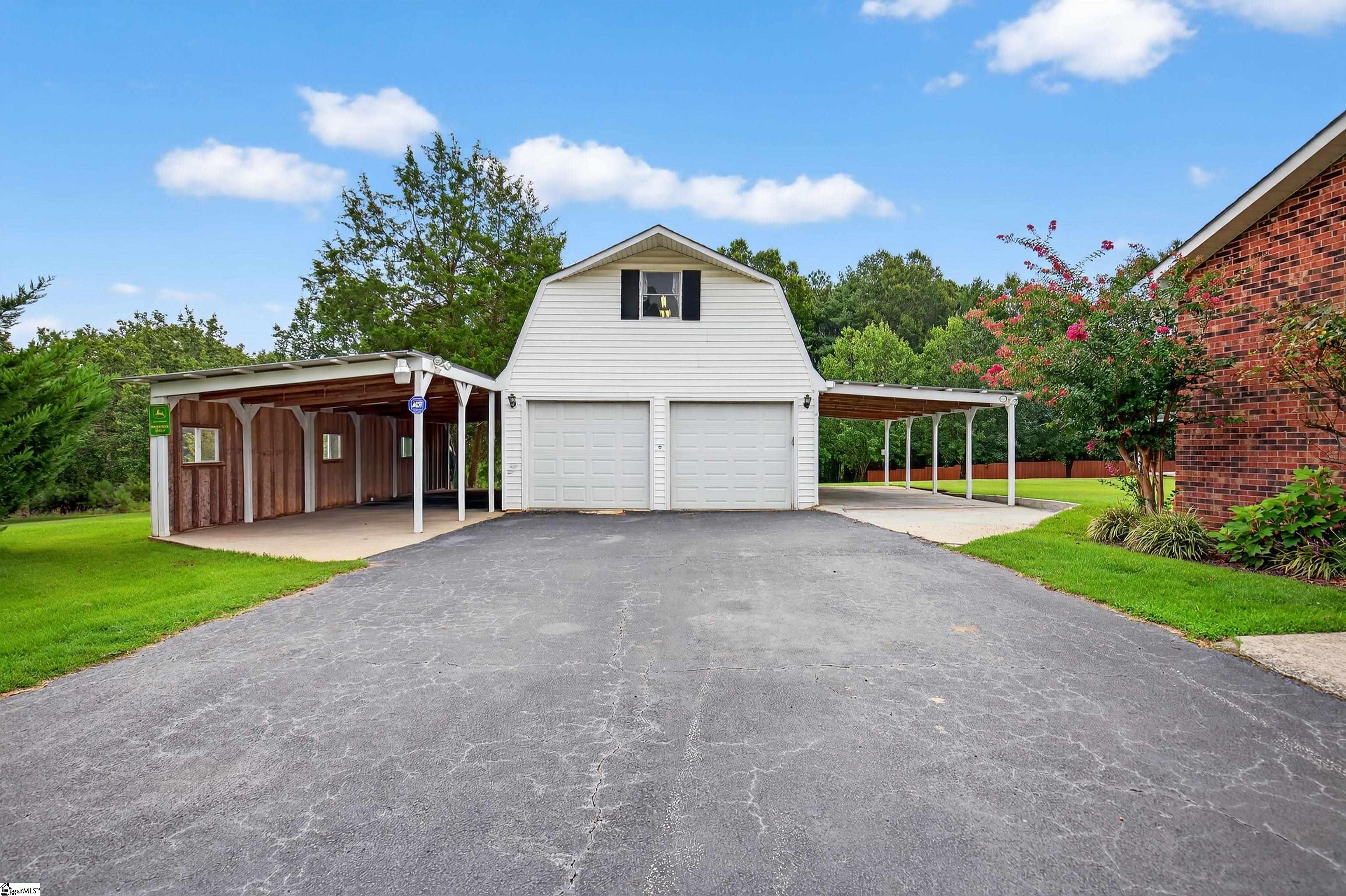 1621 W Georgia Road Woodruff, SC 29388