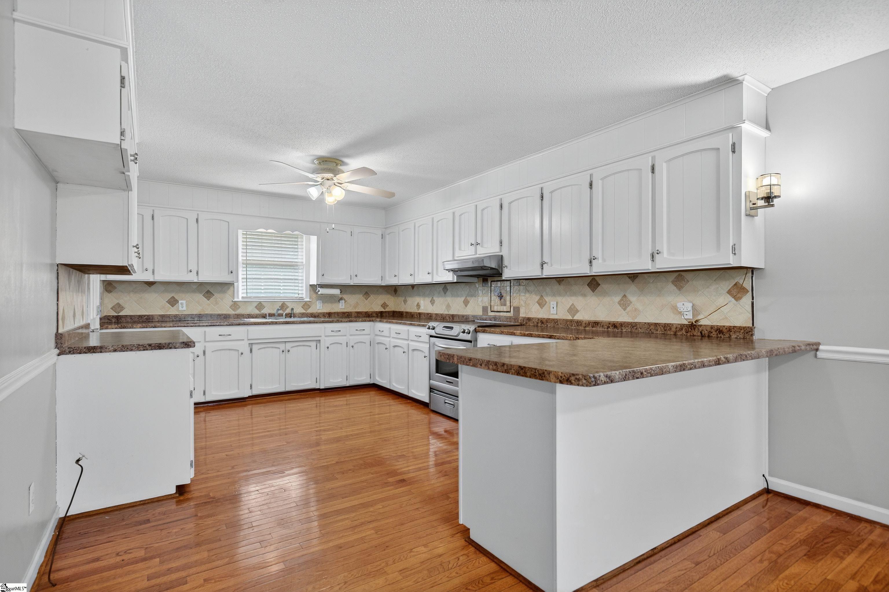 1621 W Georgia Road Woodruff, SC 29388