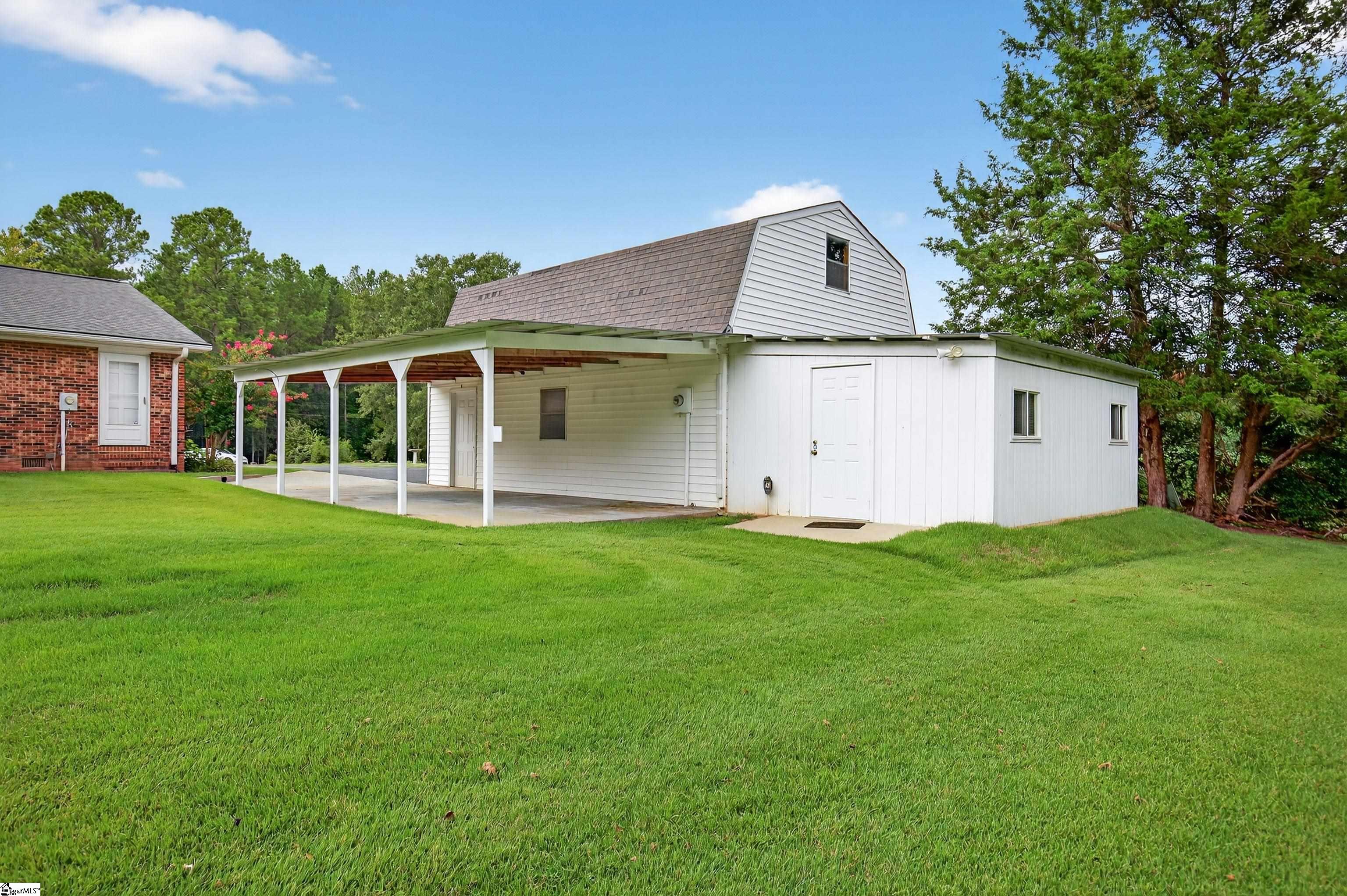 1621 W Georgia Road Woodruff, SC 29388