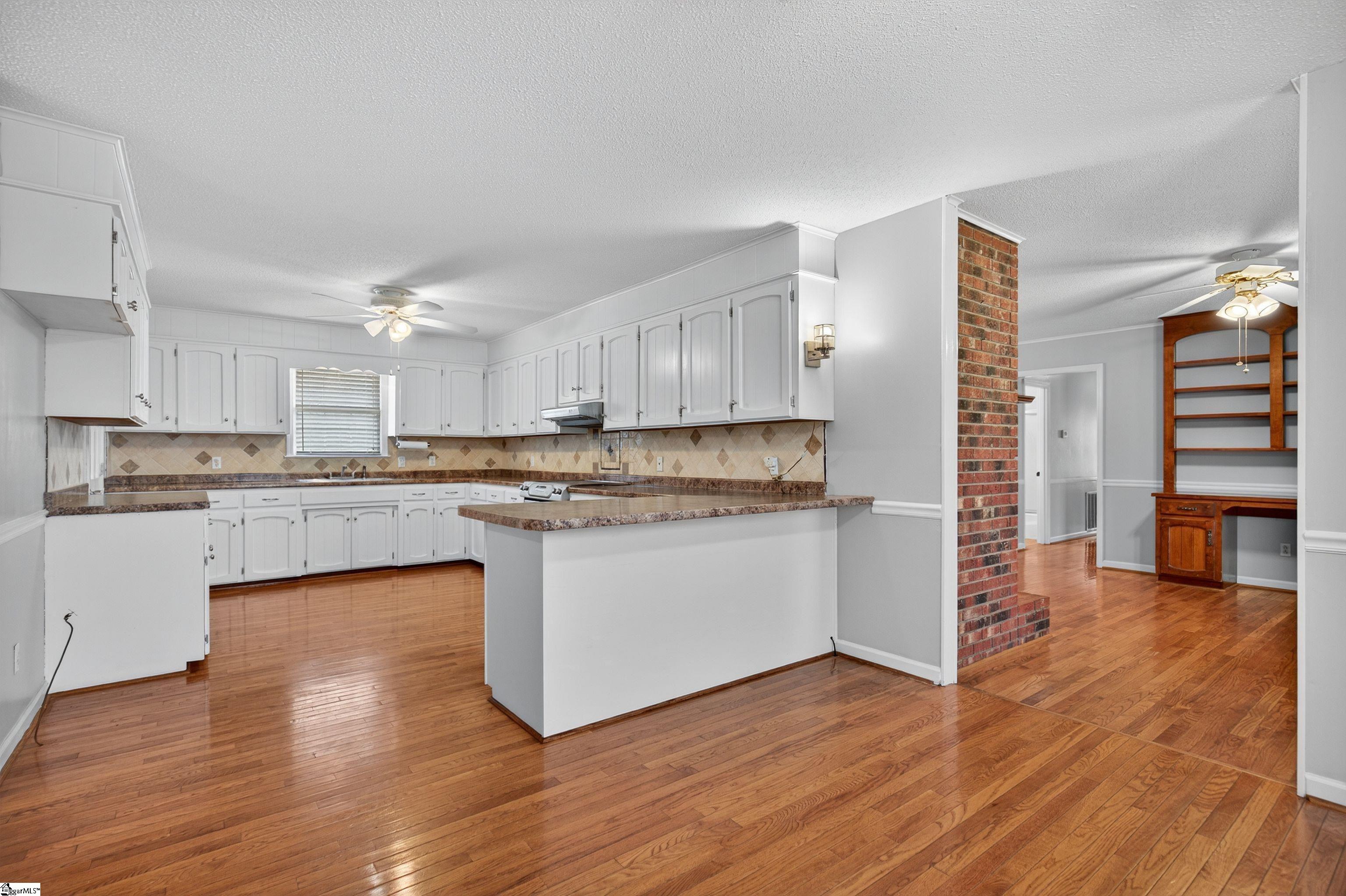 1621 W Georgia Road Woodruff, SC 29388