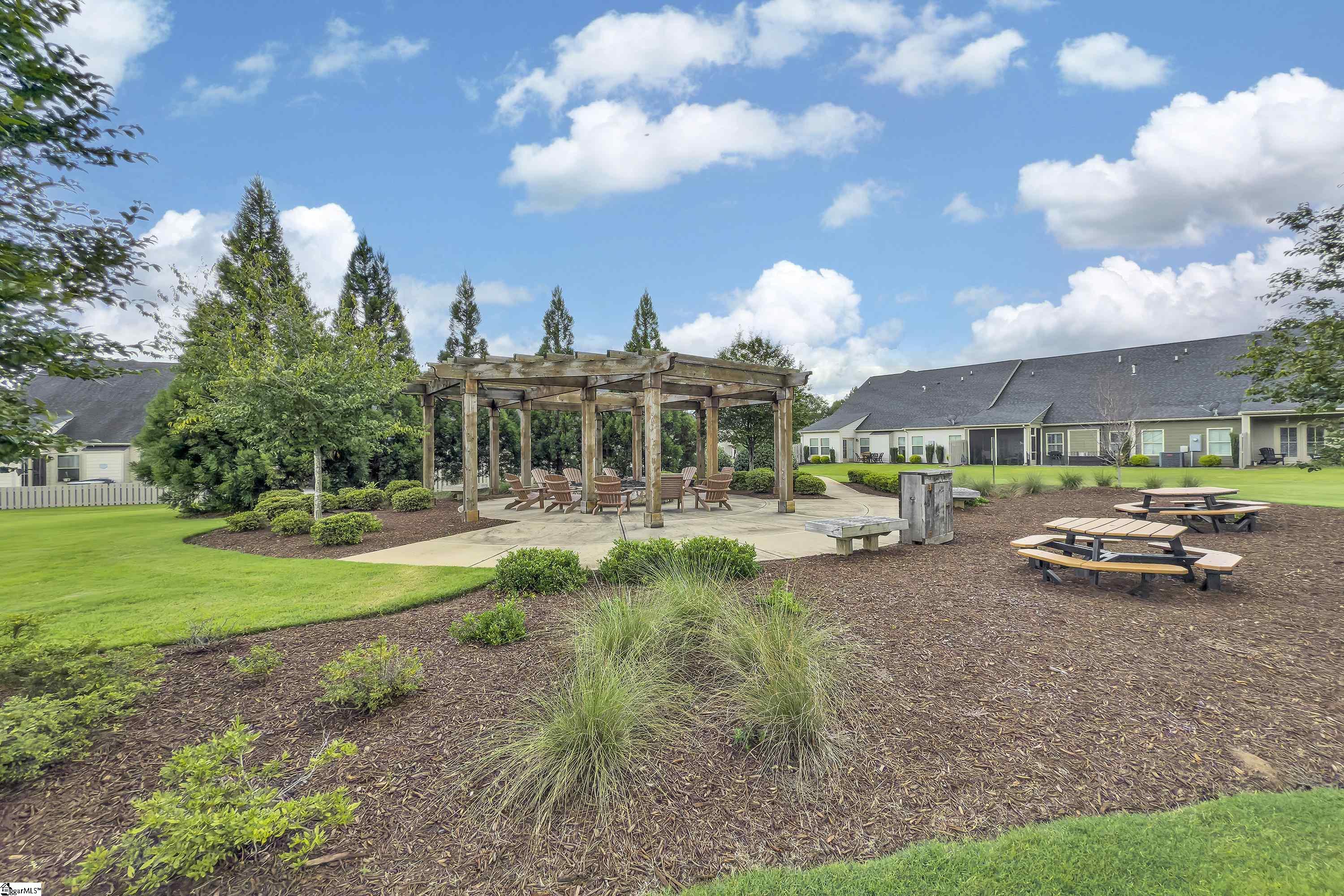 207 Ragin Court Simpsonville, SC 29681
