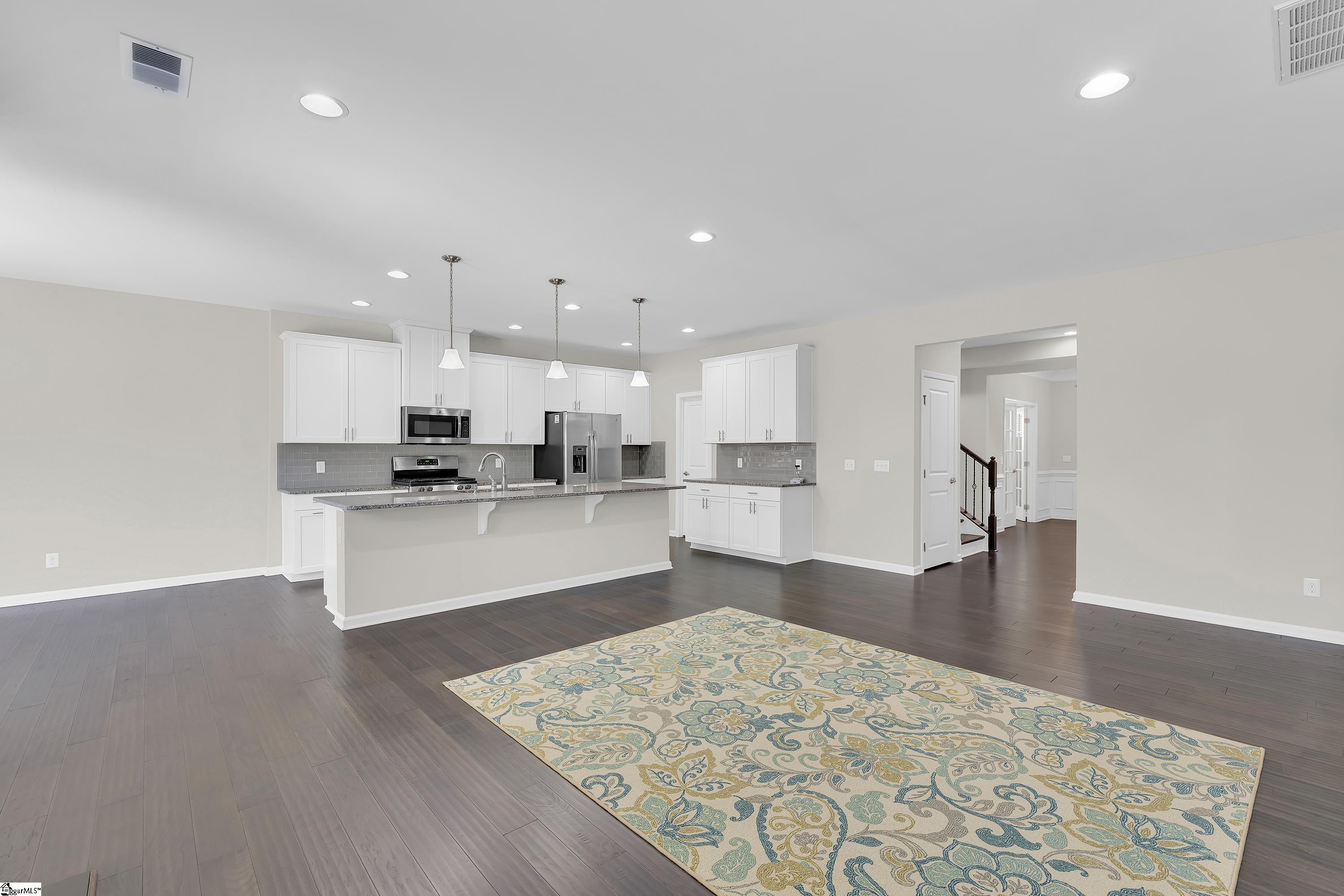 207 Ragin Court Simpsonville, SC 29681