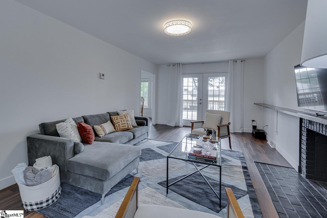 103 Cosgrove Lane Taylors, SC 29687
