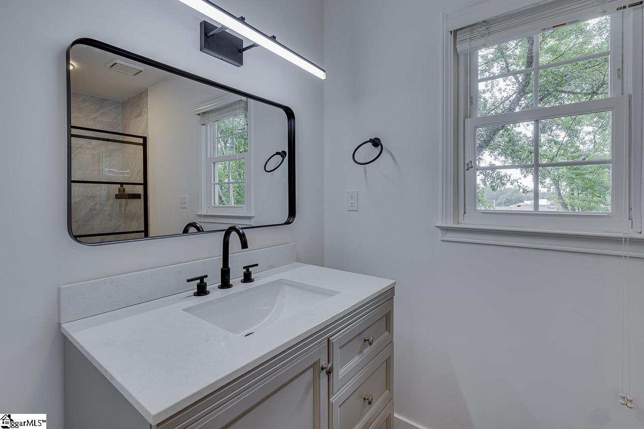 103 Cosgrove Lane Taylors, SC 29687