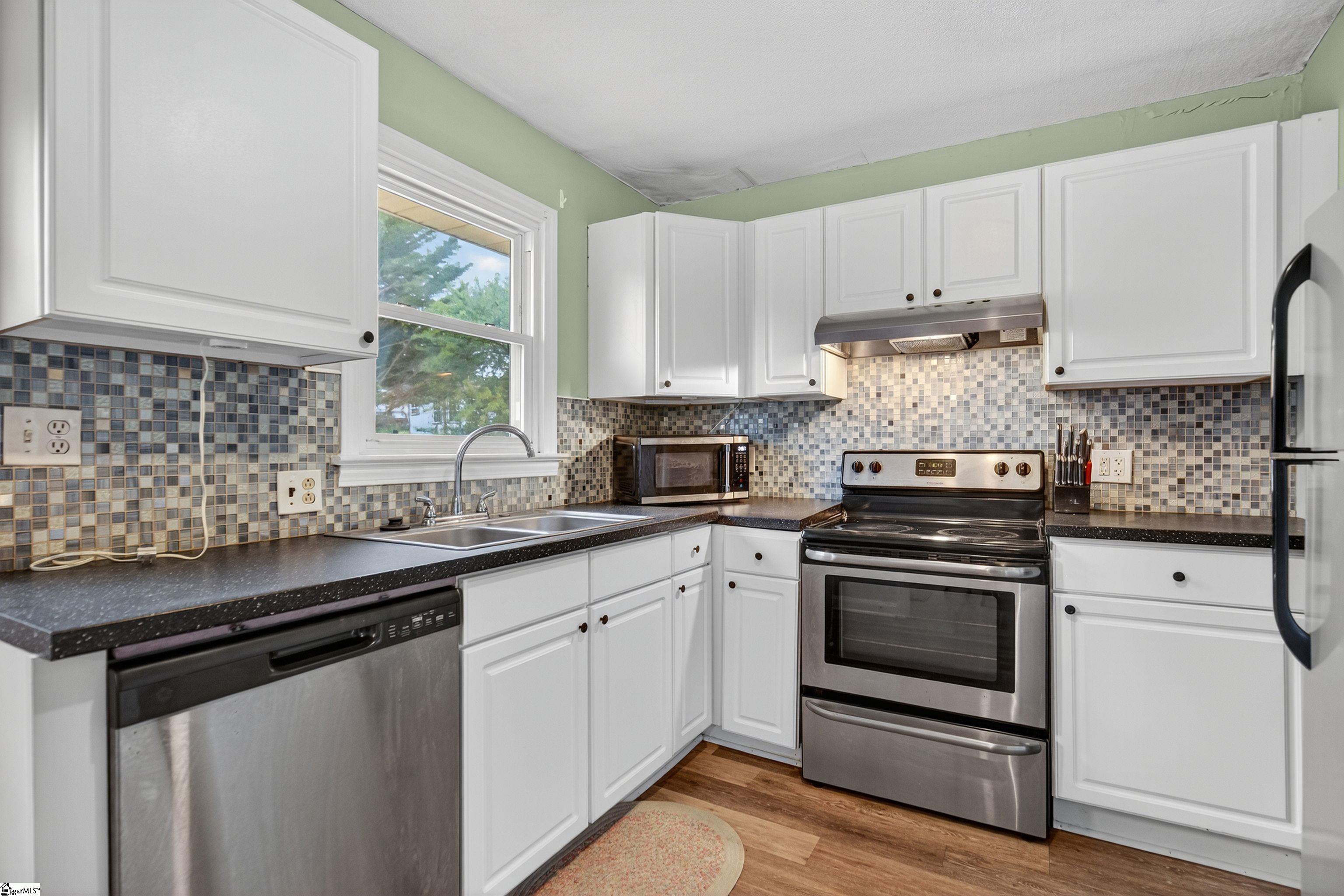 314 Langston Drive Greenville, SC 29617