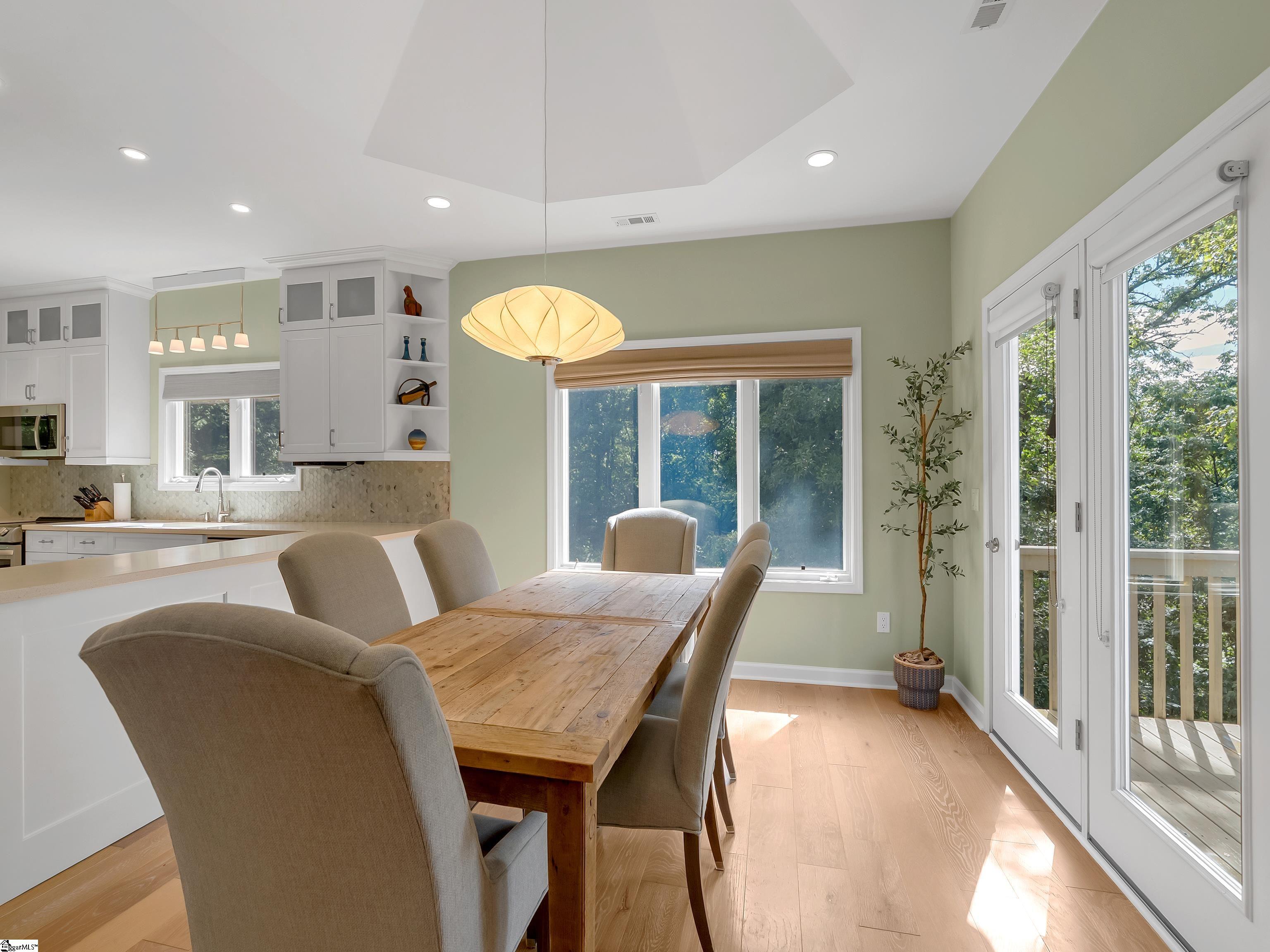 15 Grosbeak Way Landrum, SC 29356