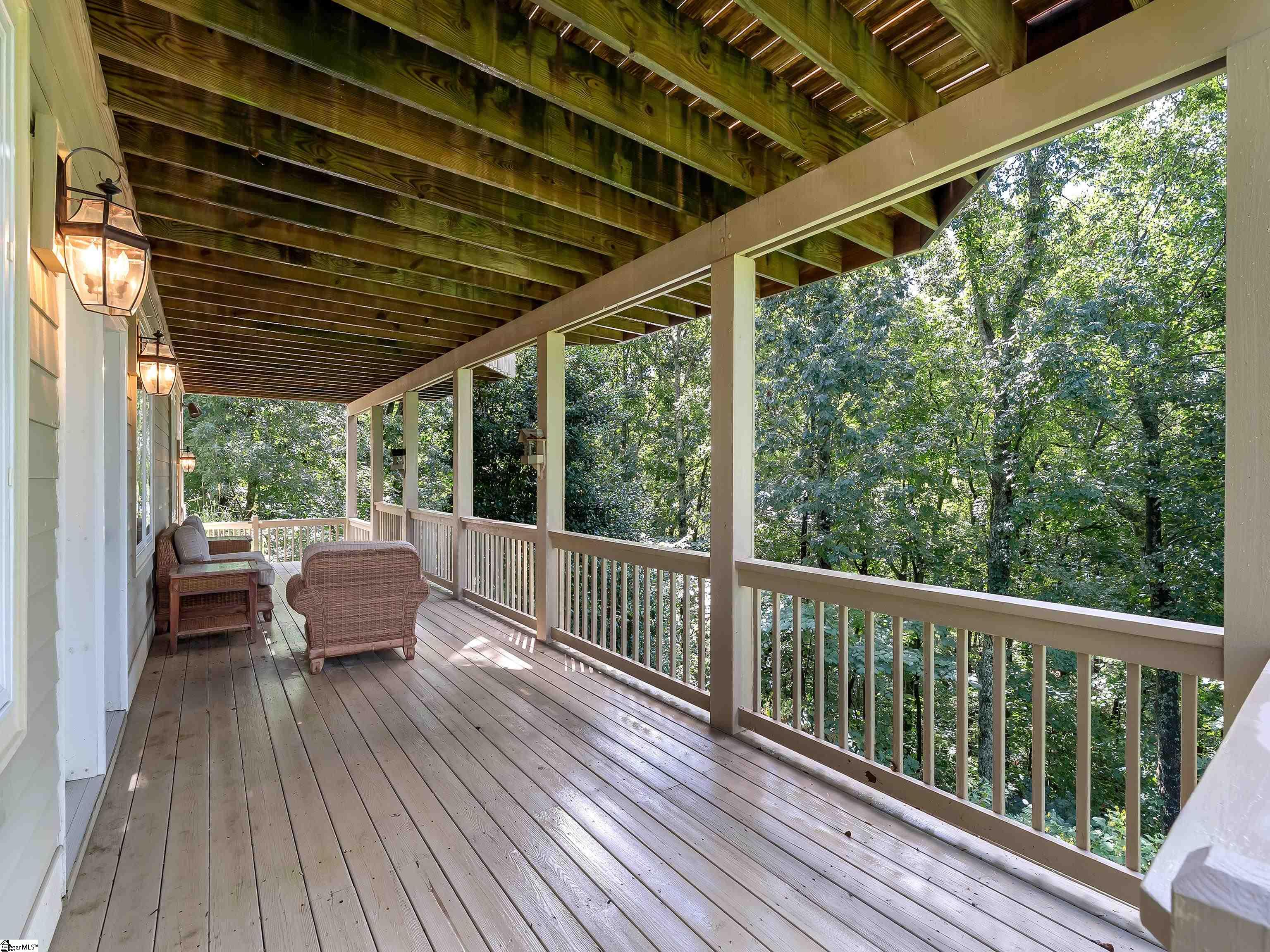 15 Grosbeak Way Landrum, SC 29356