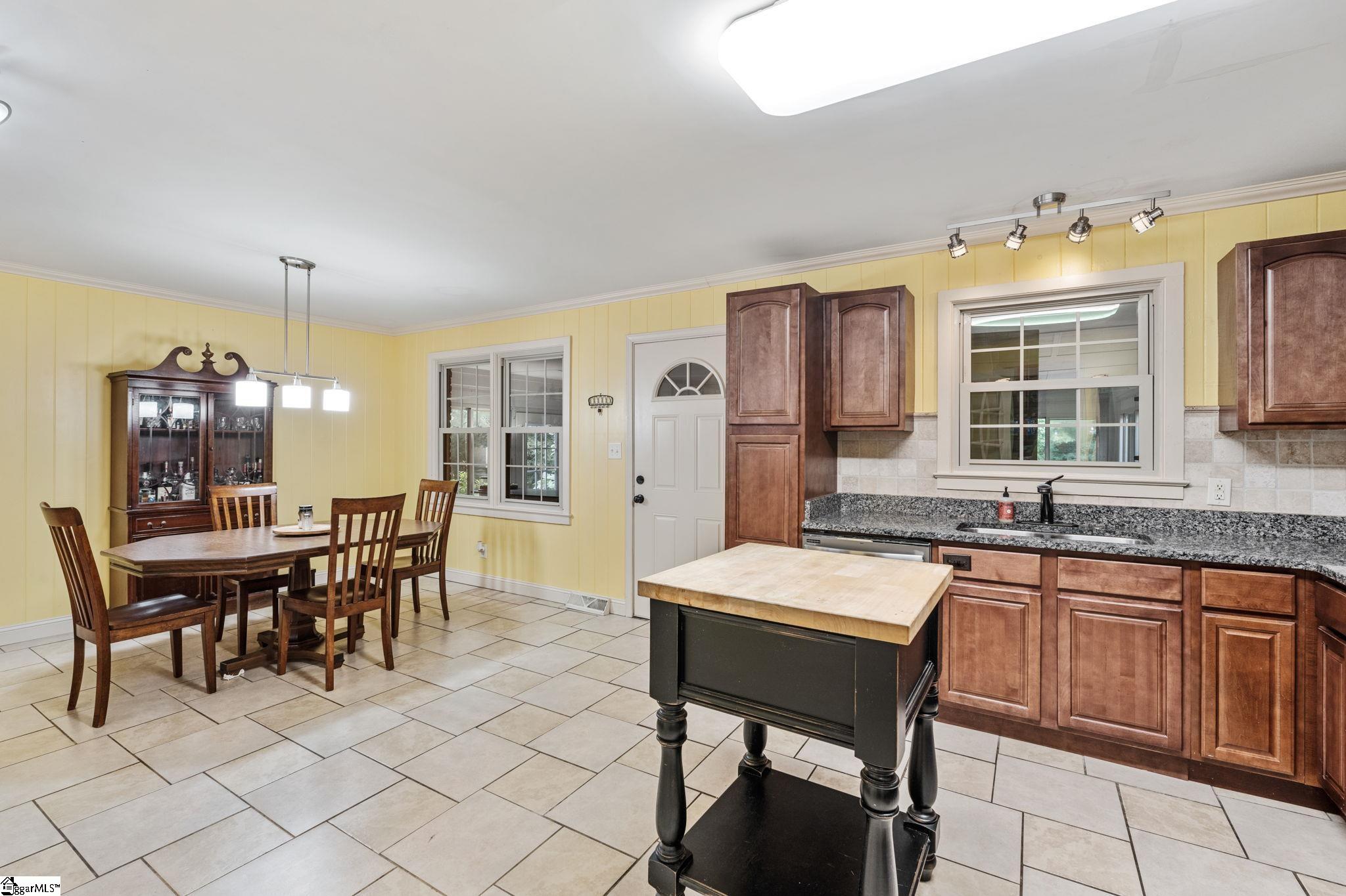 308 Andrew Avenue Easley, SC 29640